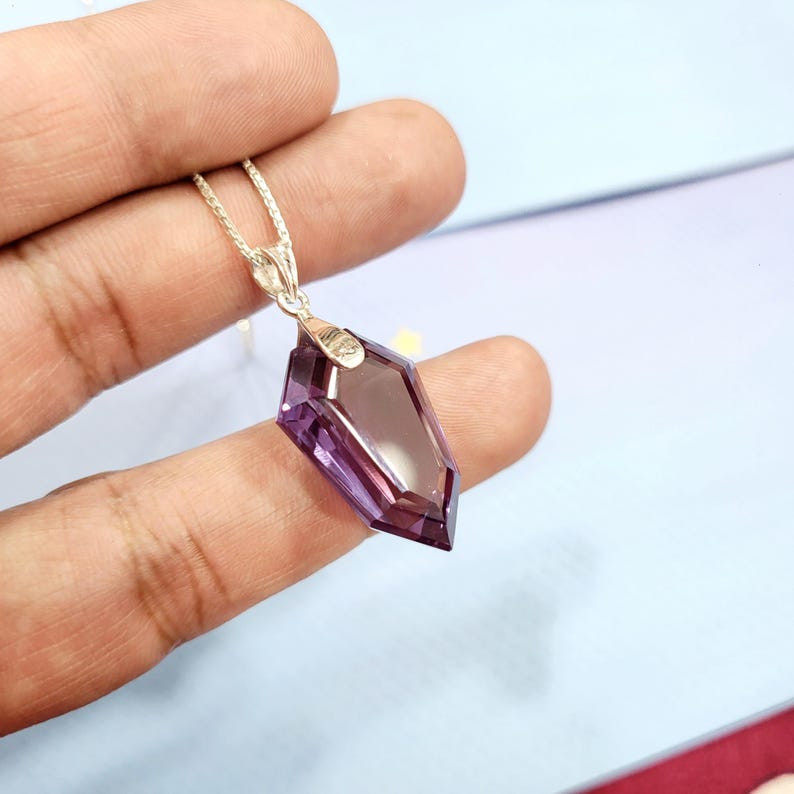 Natural 40 CT Color Change Alexandrite GIE Certified Gemstone Pendant 925 Silver