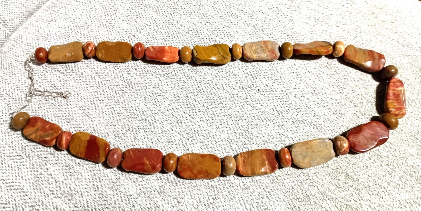 JAY KING STERLING SILVER RED JASPER AGATE NECKLACE 28″ W/3″ EXTENDER, HOOK CLASP