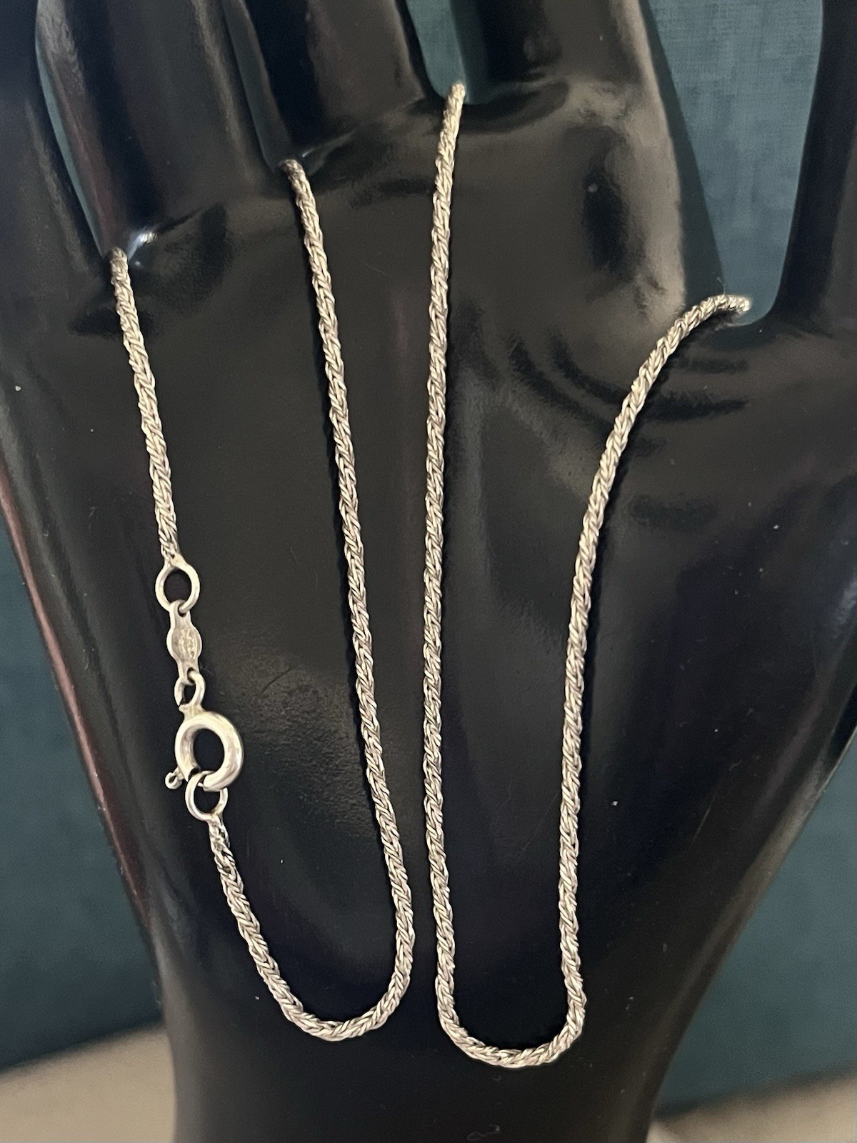 3.18g Unique Italy PPI STERLING SILVER 925 1.5mm Wide Foxtail Twist Chain 18”