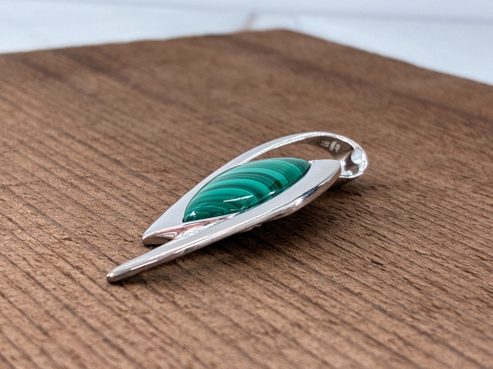 Jay King DTR Green Malachite Freeform Pendant Asymmetrical Enhancer Sterling 925