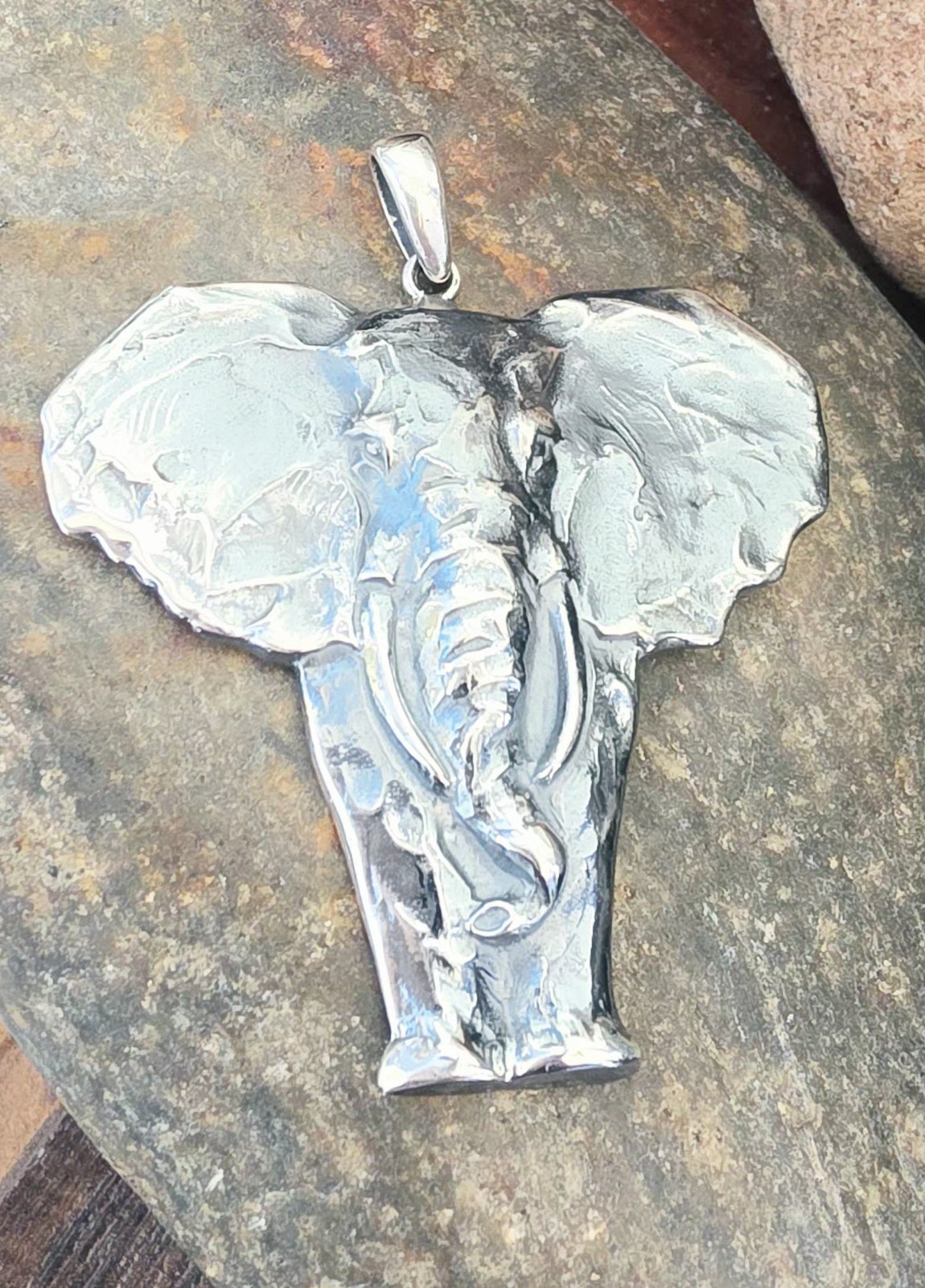 Retired James Avery MASSIVE Elephant Pendant HEAVY 20.05 Grams