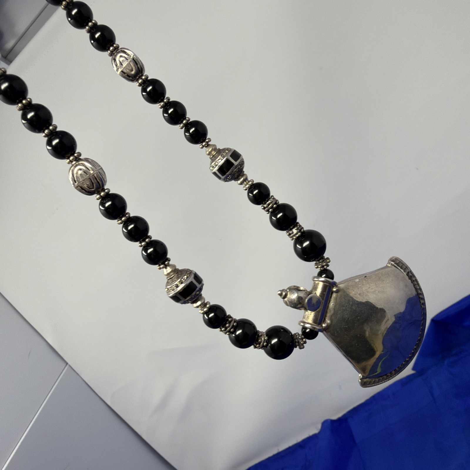 Sterling Silver 925 Black Onyx Beaded Bali Bead Necklace Large Pendant 17” 82.3g