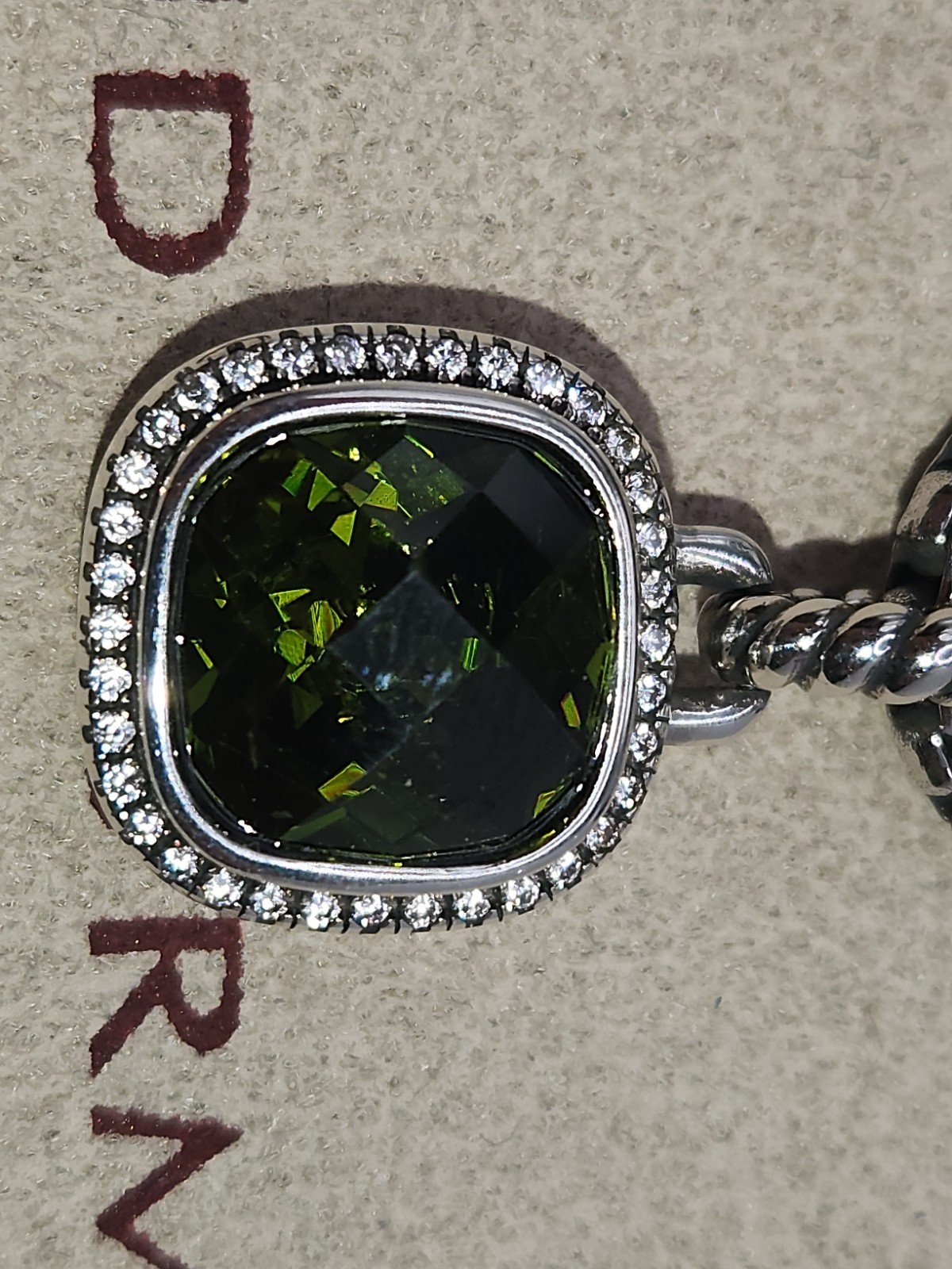 David Yurman 925 Sterling Silver 15.5mm Green Peridot Albion Necklace 18″