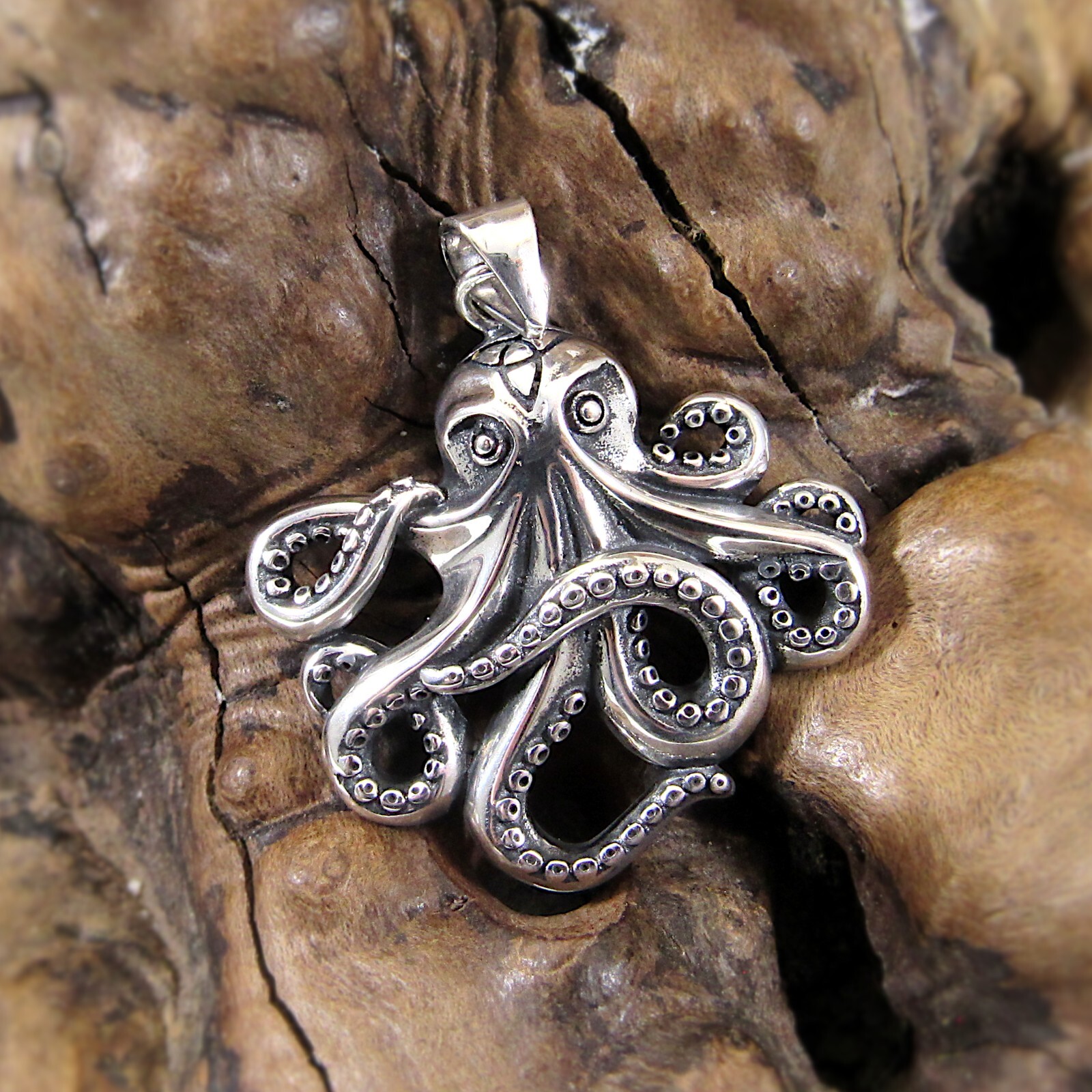 Handcrafted Solid 925 Sterling Silver Octopus Cephalopod With Tentacles Pendant