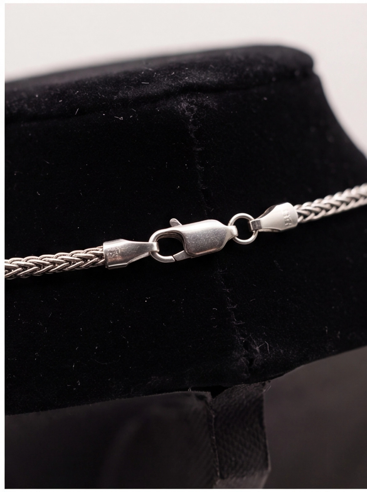 21 in Length Italian Franco Design Chain In 18K Solid White Plain Gold
