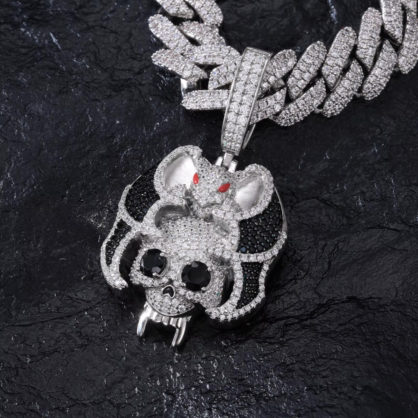 Iced Out Bat Skull Moissanite Pendant 925 Silver Black Stones Hip Hop Jewelry