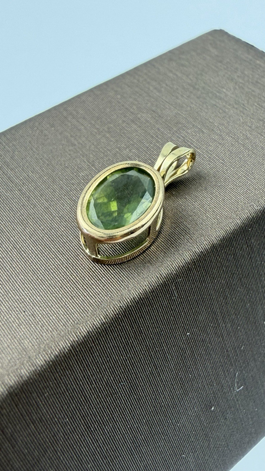 Peridot 9ct Gold Pendant Charm , Vintage And Hallmarked