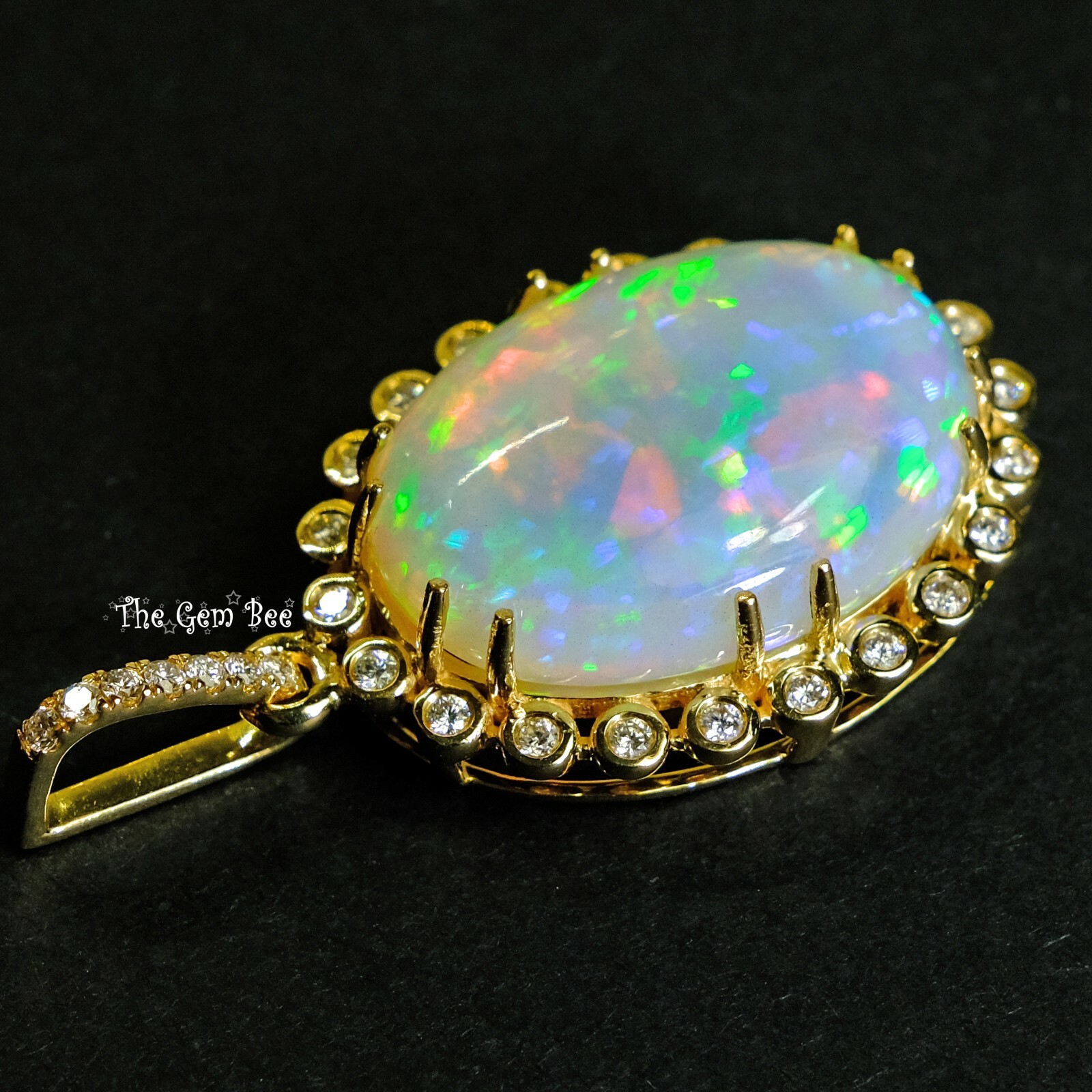18k Solid Yellow Gold 26.81CT Oval Opal 0.75CT Diamond Necklace Pendant