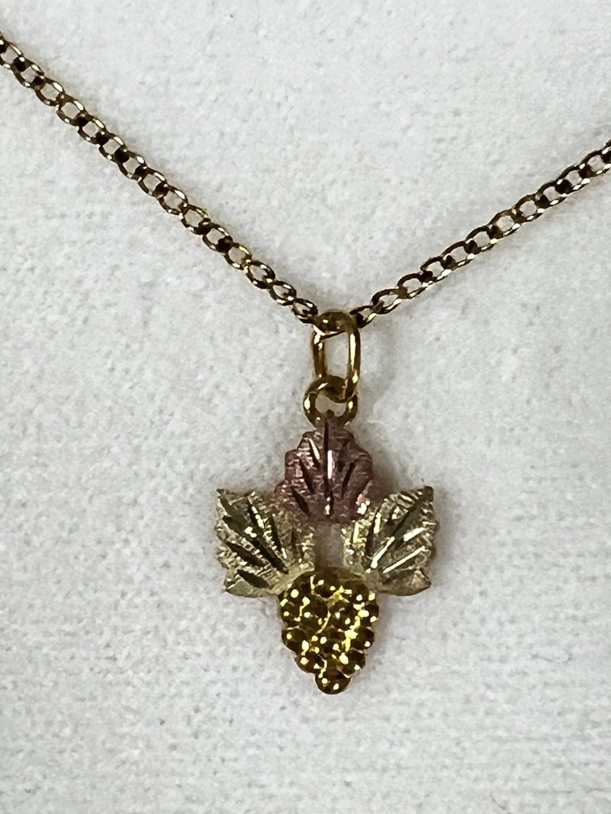 Landstrom’s Black Hills Gold Grape Leaf Charm Pendant 12k Gold Filled Chain
