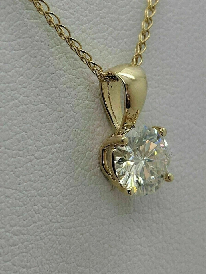 2Ct Lab Created Diamond Round Beautiful Solitaire Pendant 14K Yellow Gold Plated