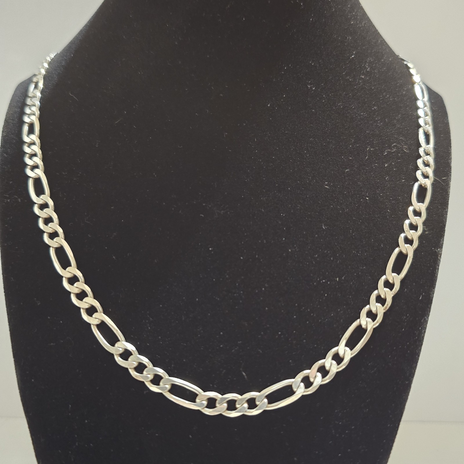 Vintage Italian Made 26 Inch Solid Sterling Silver Figaro Necklace 6mm