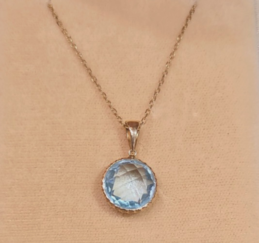 14k Yellow Gold Blue Topaz Necklace 17″ 3.37g