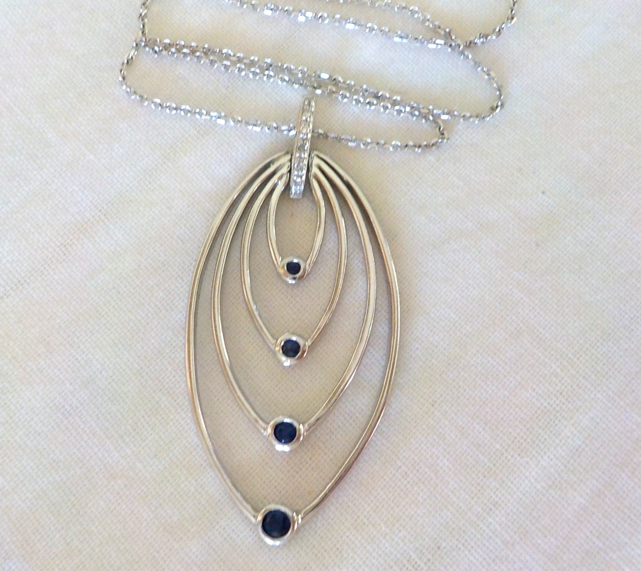Modern 14K White Gold Blue Sapphire Diamond Necklace – 5.83 gms, 16 in, 0.20 ctw