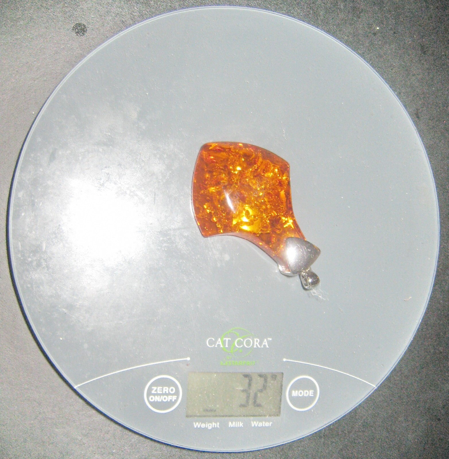 Pendant Fine Gold Plated 18KGP Amber 32g Very Good