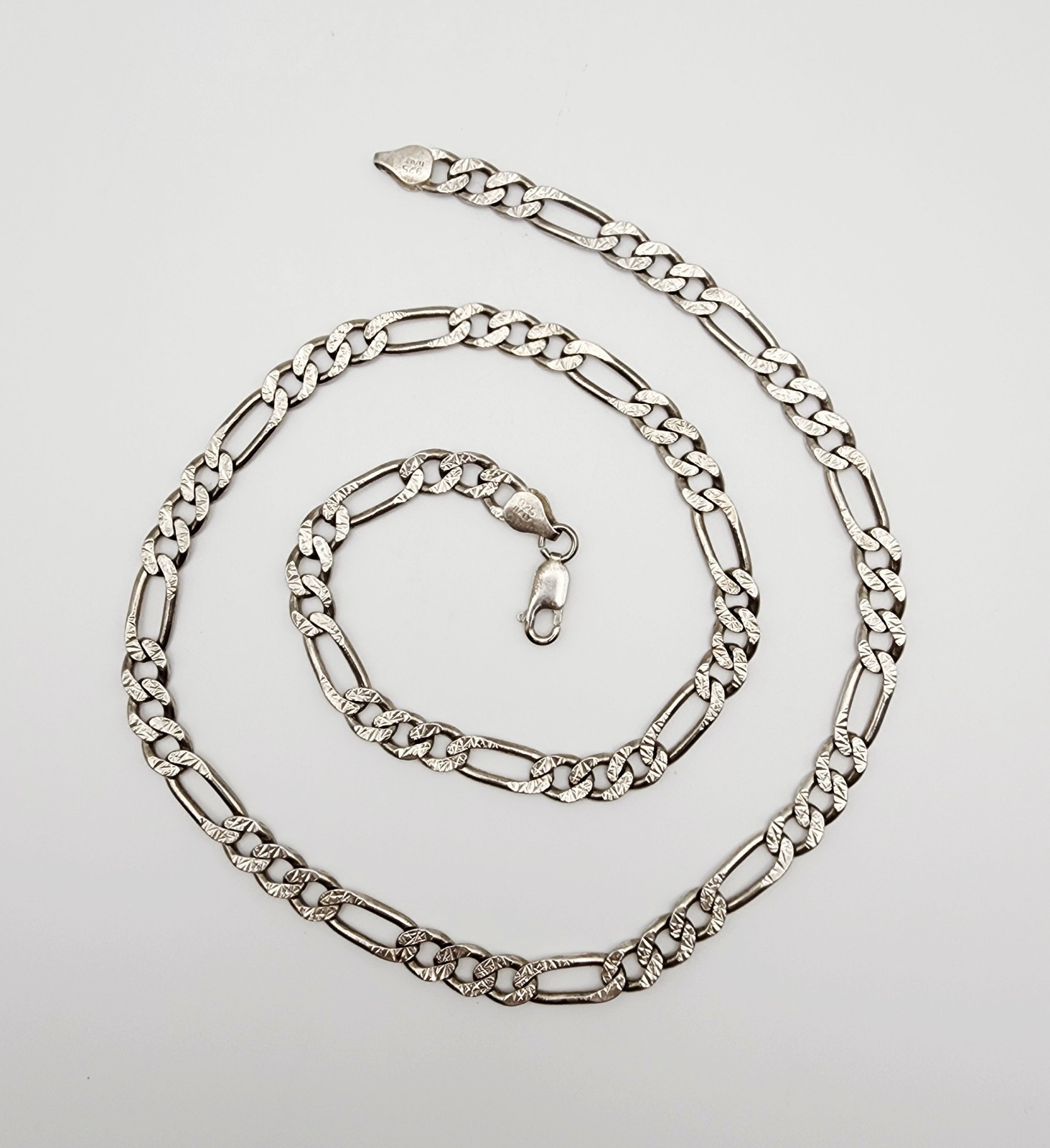 M Italy Oxidized Sterling Silver Diamond Cut Reversible Figaro Chain Necklace