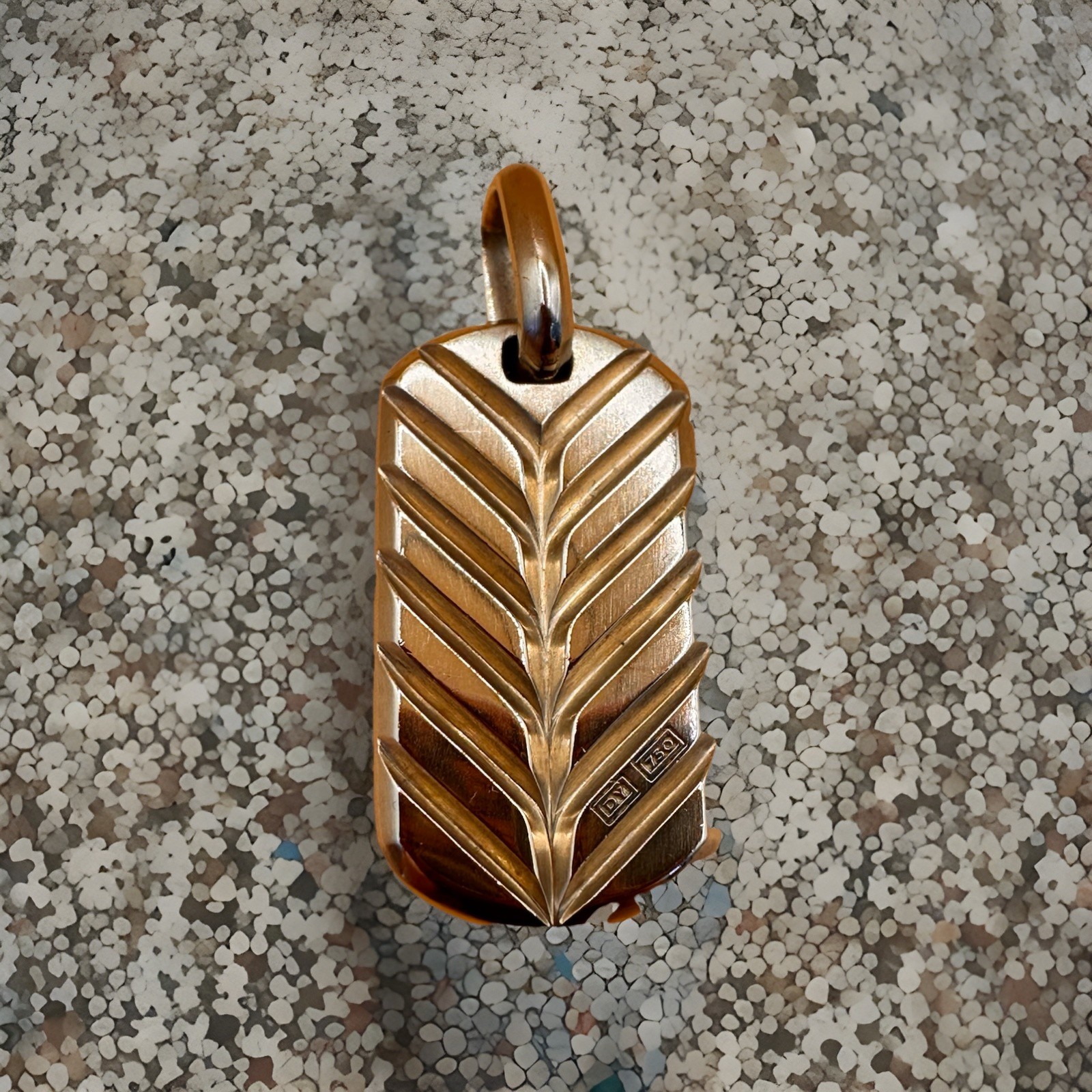 David Yurman Chevron Tag 18k Gold Pendant 27mm