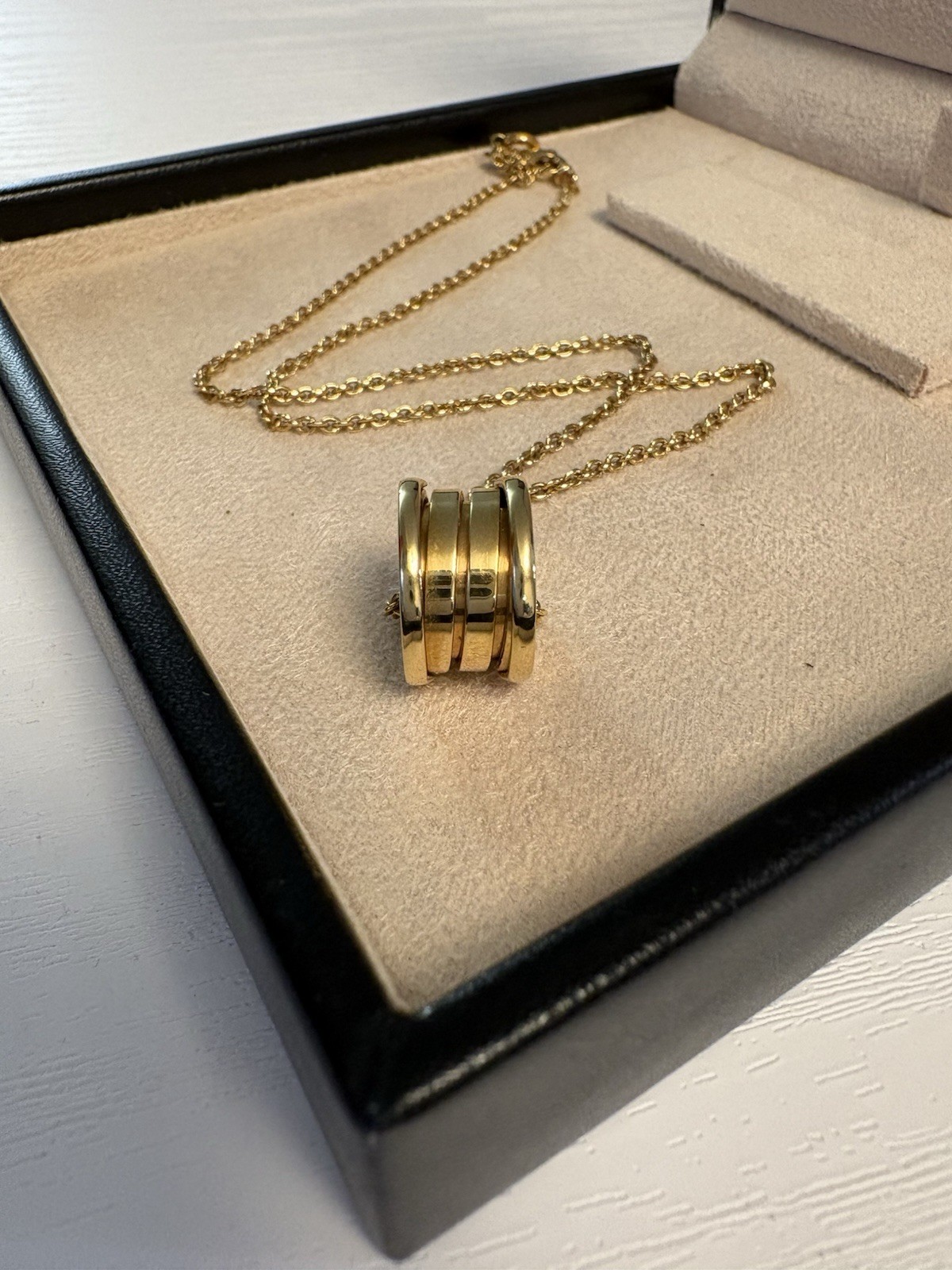 Bvlgari B.Zero1 Necklace in 18K Yellow Gold. 16 Inch Necklace