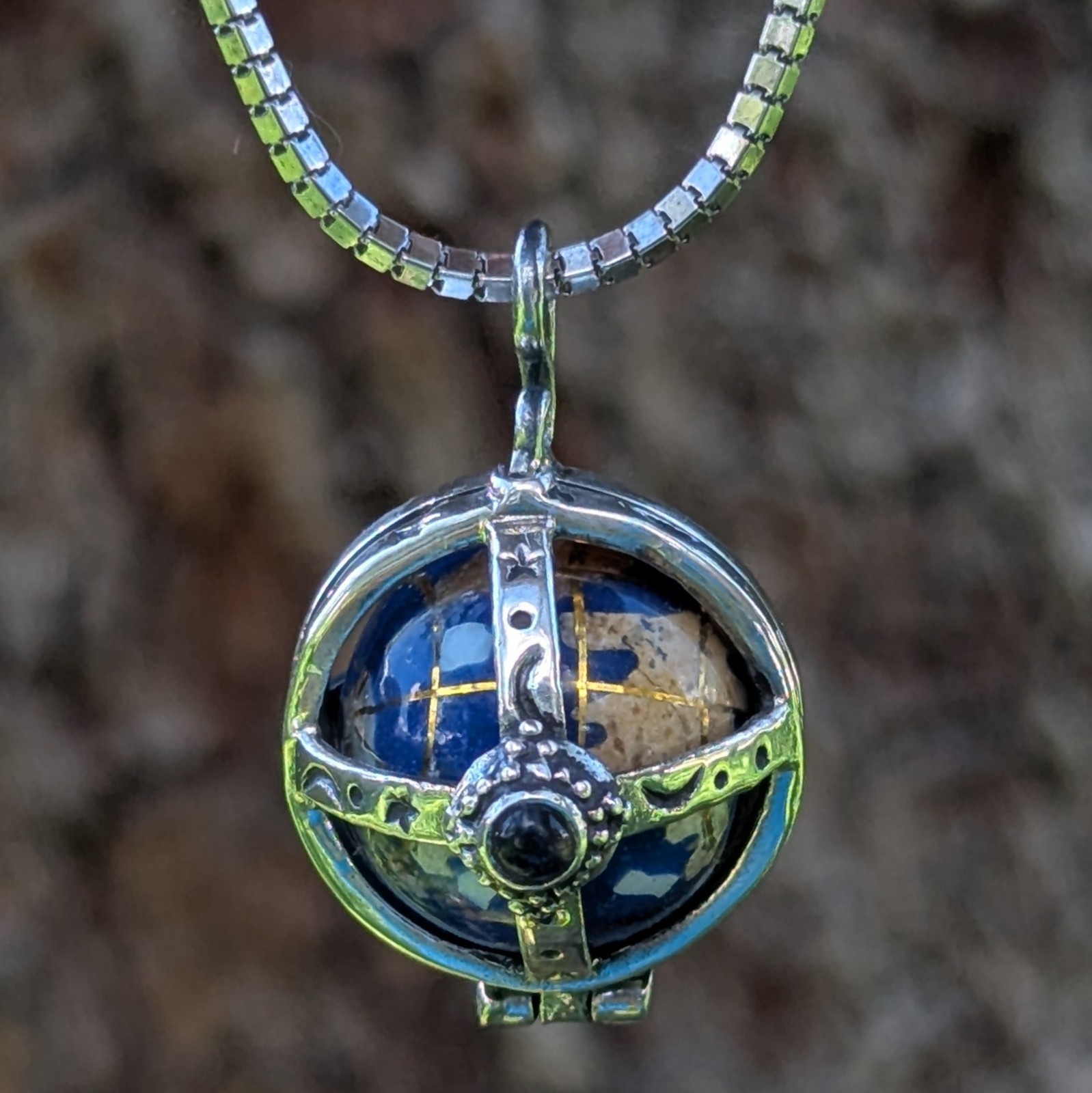 15.7g Natural Gemstone Inlayed Cage Sterling Silver Globe 18″ Box Chain Necklace
