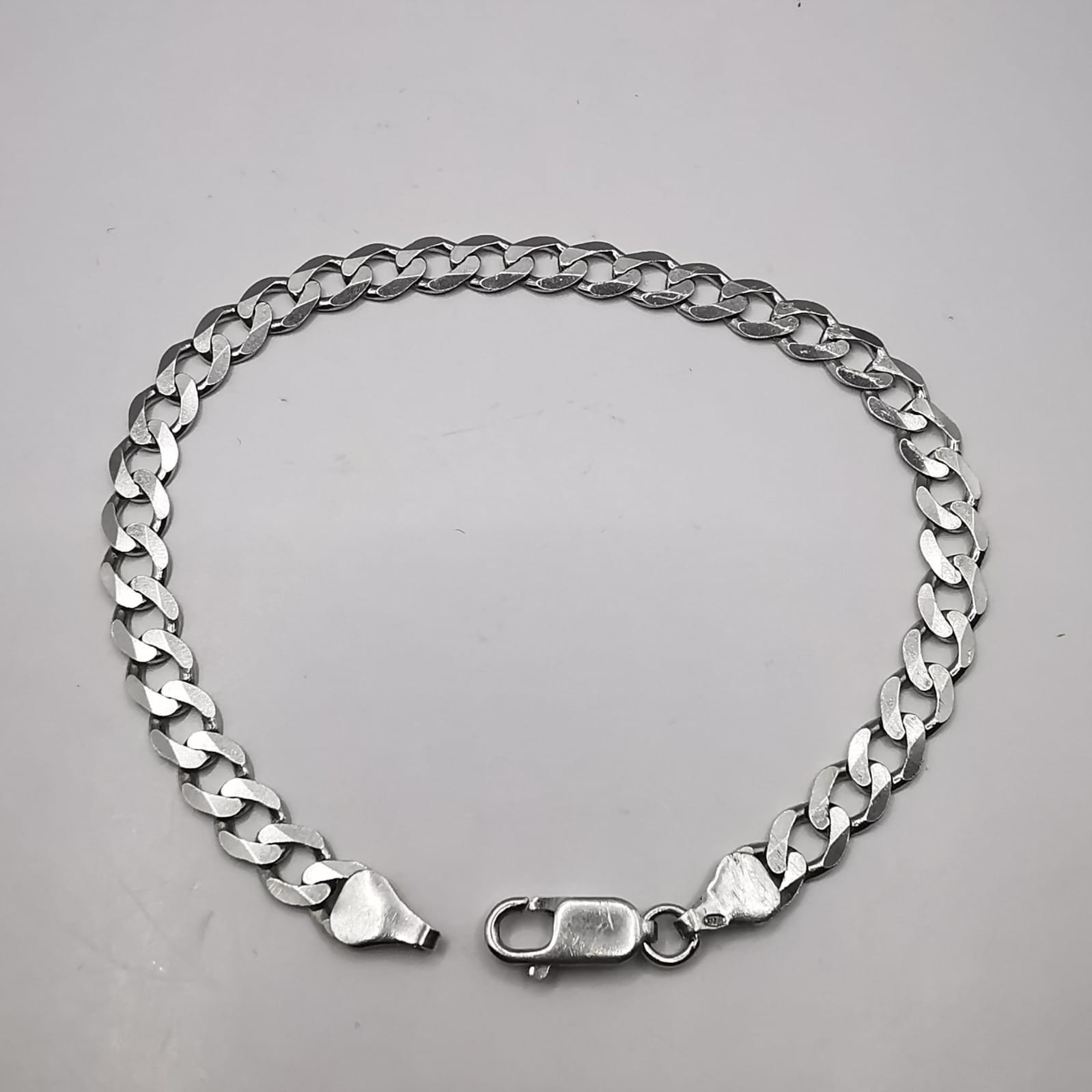 “Solid 925 Sterling Silver Curb Link Bracelet, 7.92g, High Quality Jewelry”