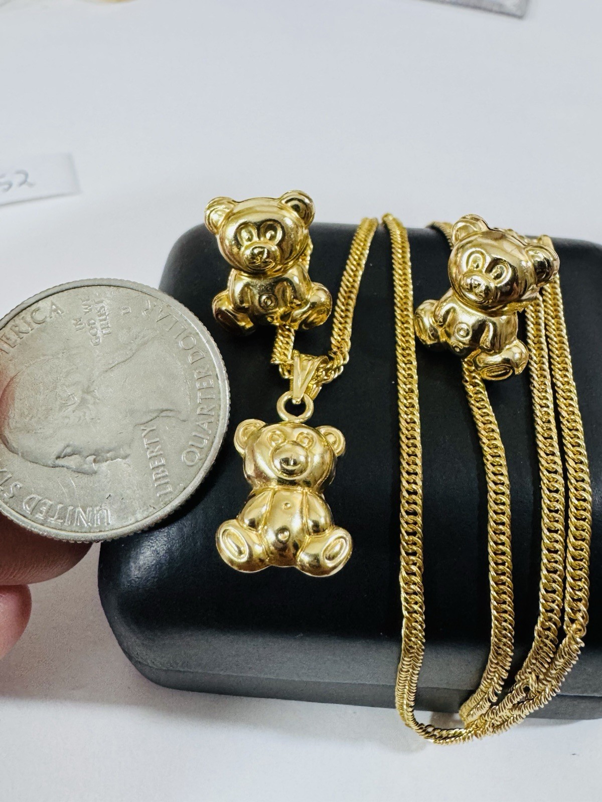 18K 750 Gold Bear Set Earring & Necklace 15.6”/16” Long 6.5g 2.2g