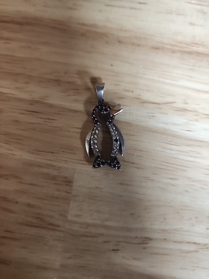 Black & White DIAMOND 925 Sterling Silver PENGUIN Pendant ***missing stone**