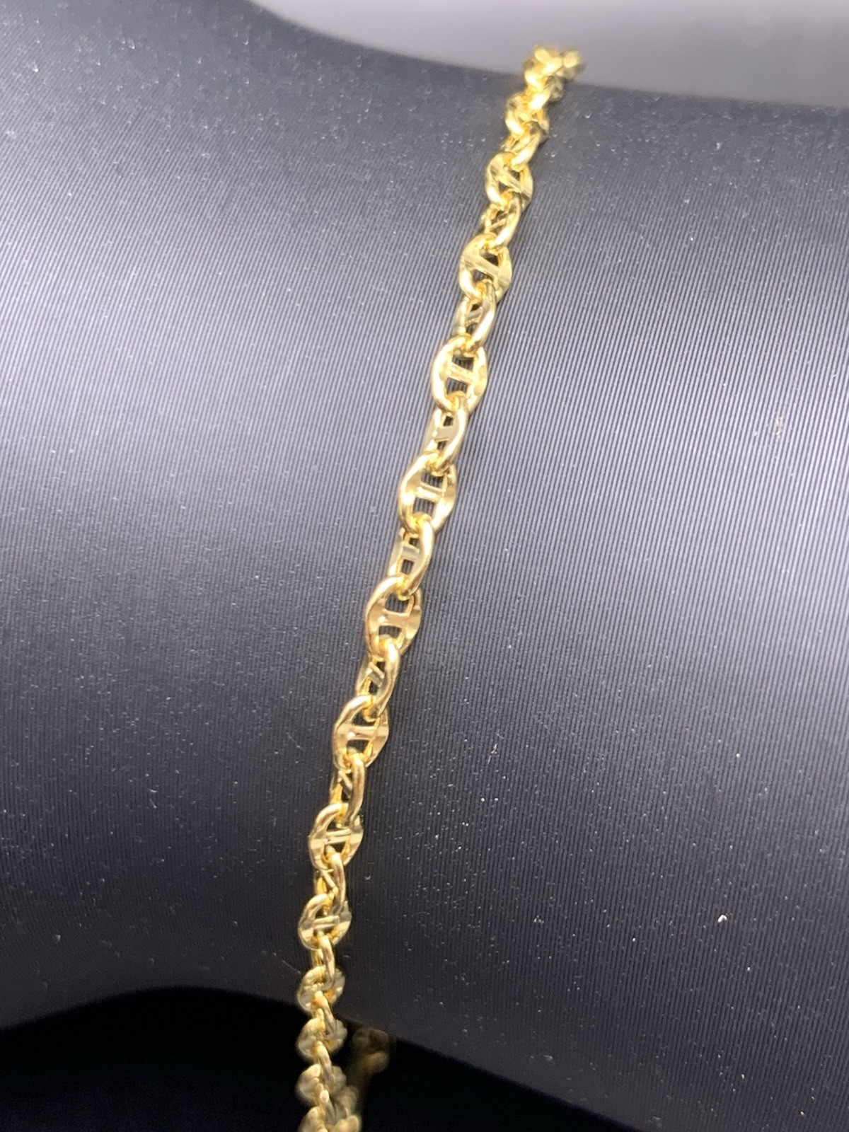 10k Gold Twisted Mariner Bracelet 7” 2.7mm
