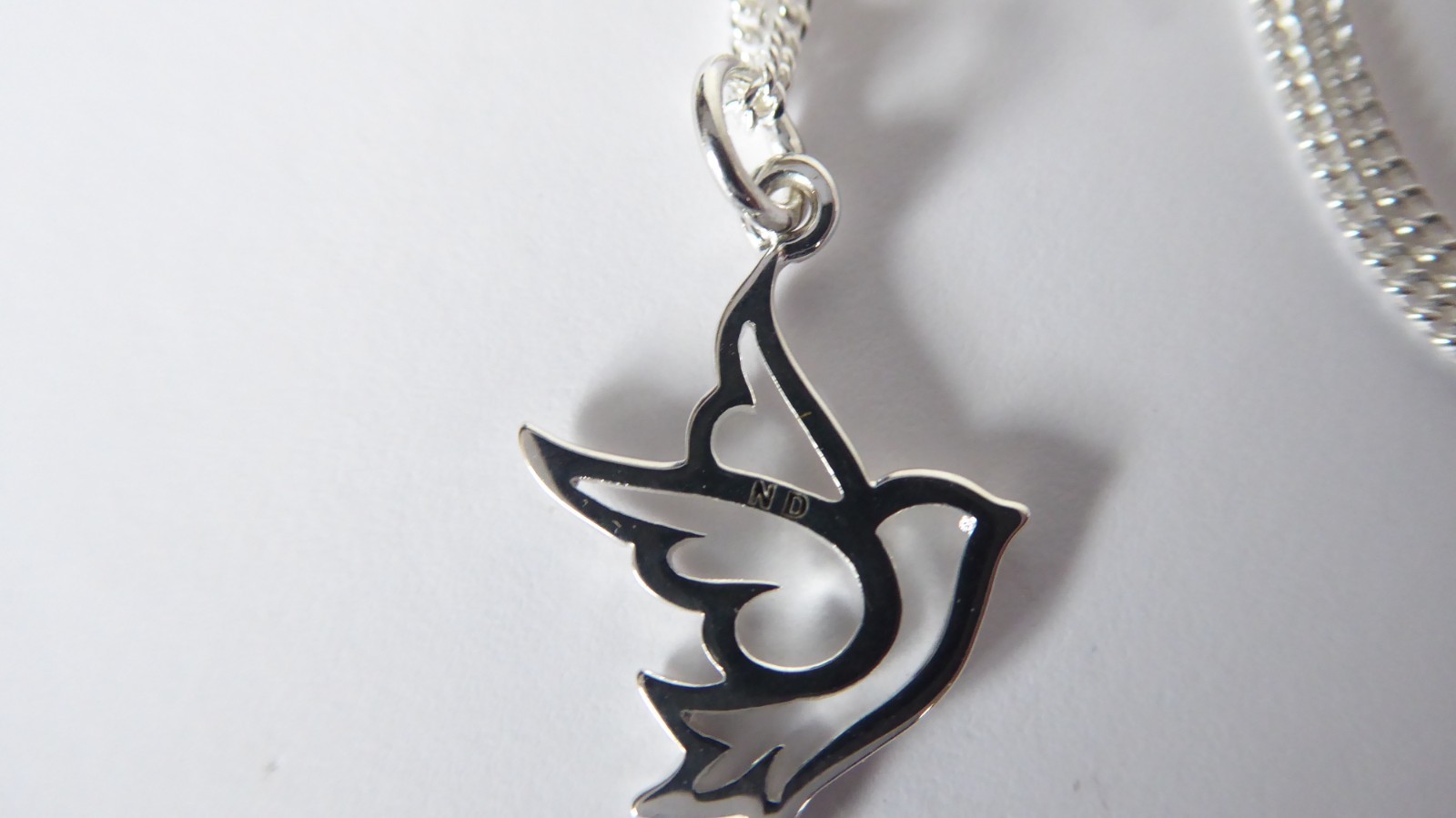 NEW Soaring Sparrow Bird Necklace Solid 925 Sterling Silver Pendant Bird 18″