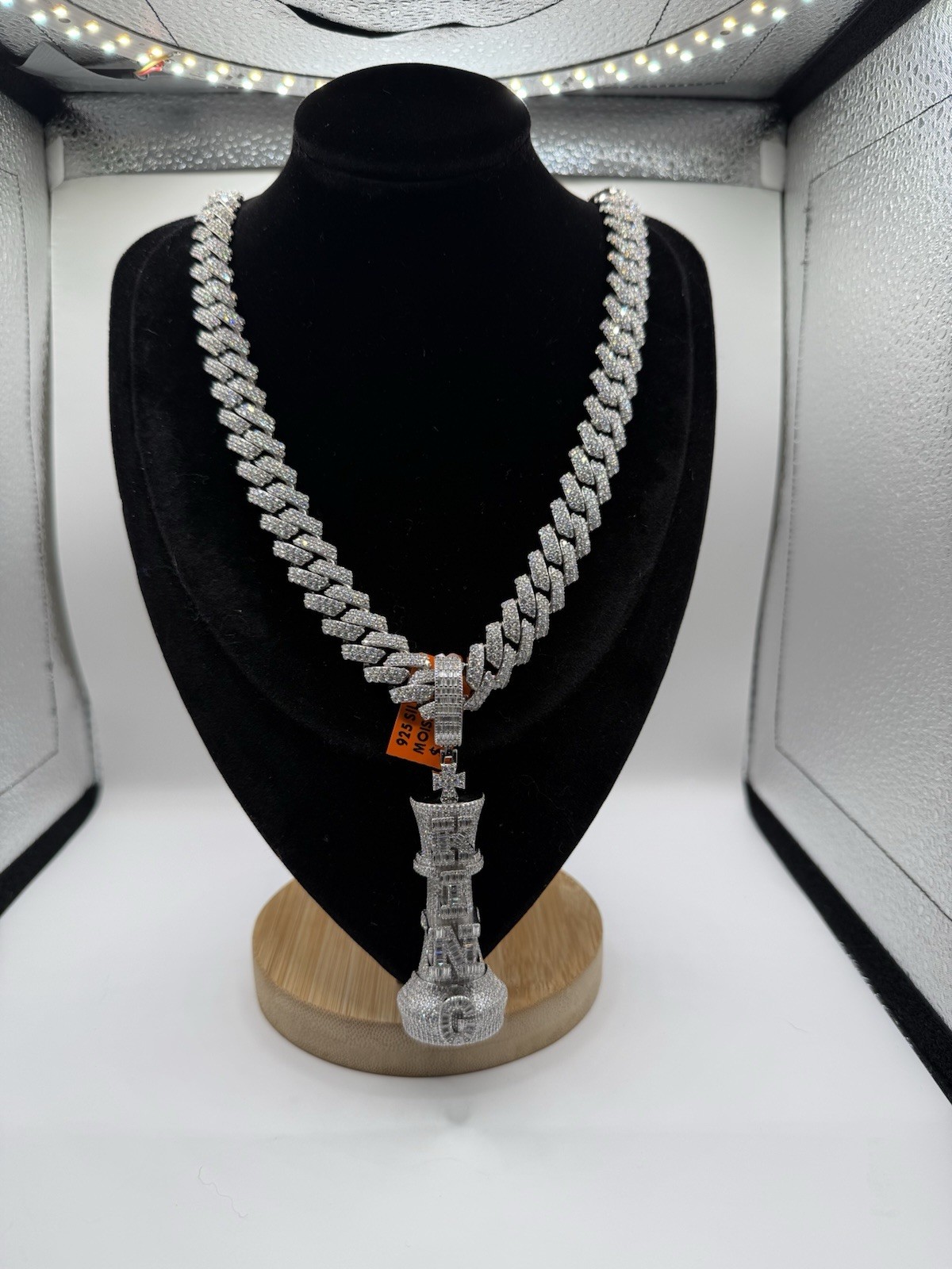 16mm 24” Moissanite Chain Sterling Silver 925 With 925 Moissnaite King Pendant