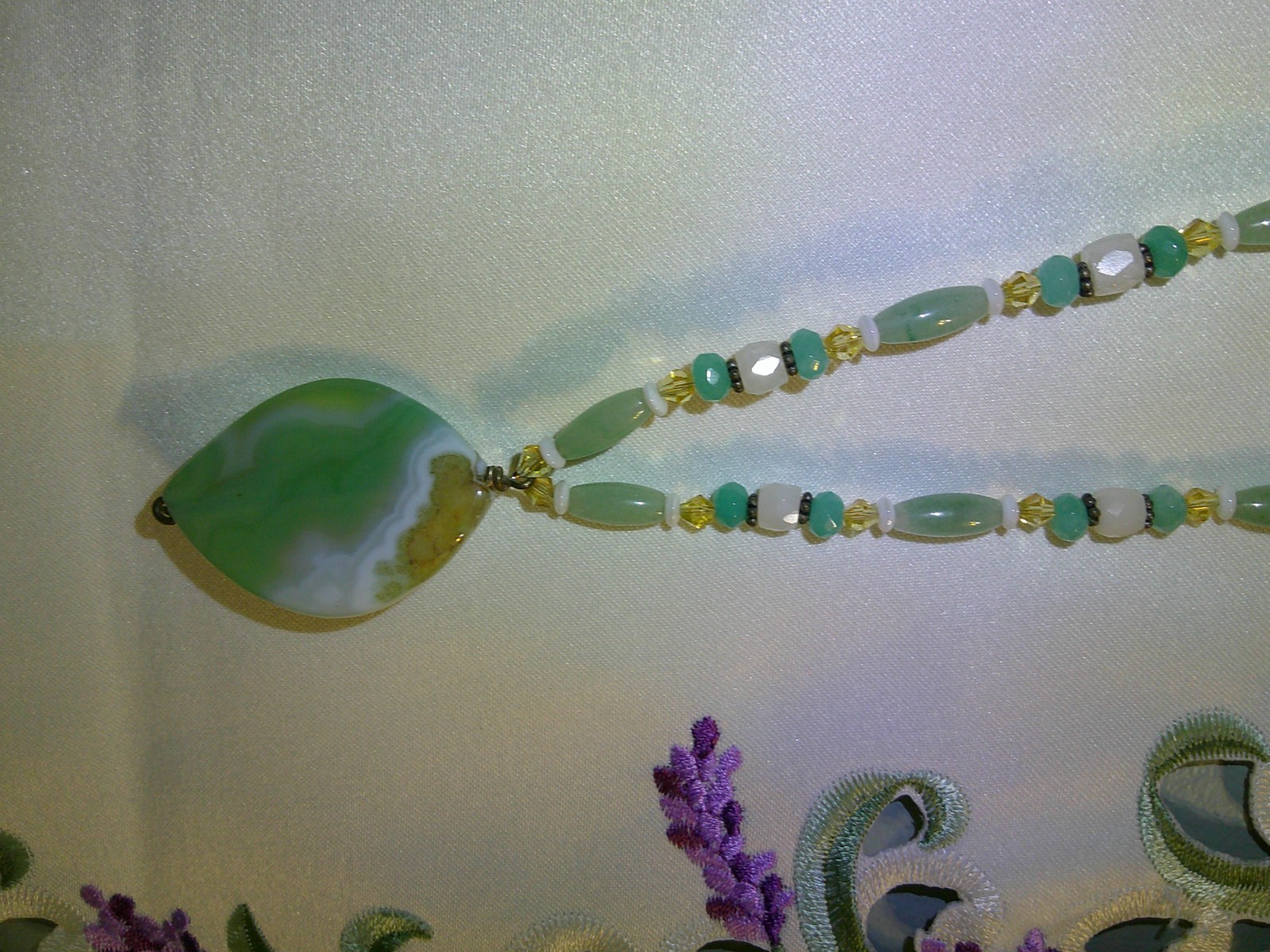 Green Agate Beaded Necklace w Silver Finding Adjustable Links to 19″