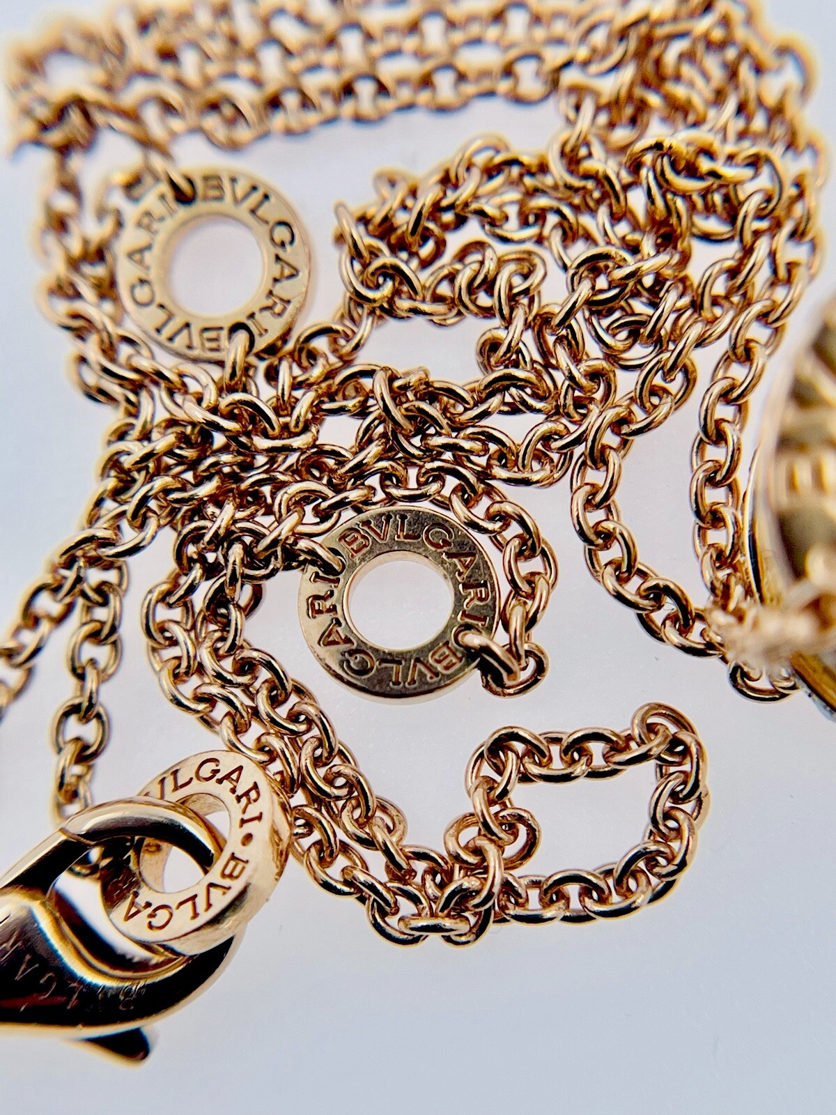 Bvlgari B.Zero1 Pave Diamond Necklace 18k Rose Gold Ceramic Pendant. 18″