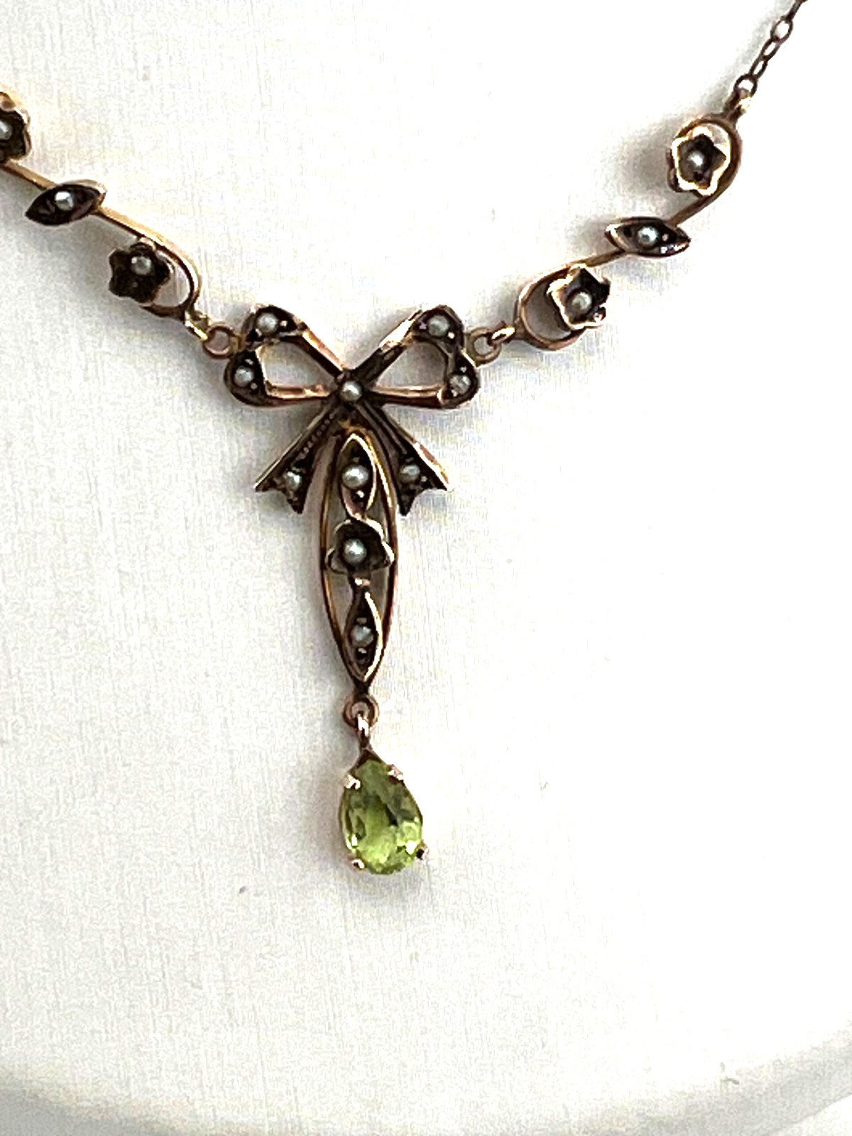 Vintage 10K yellow gold Lariat necklace seed pearls Peridot by ECCO