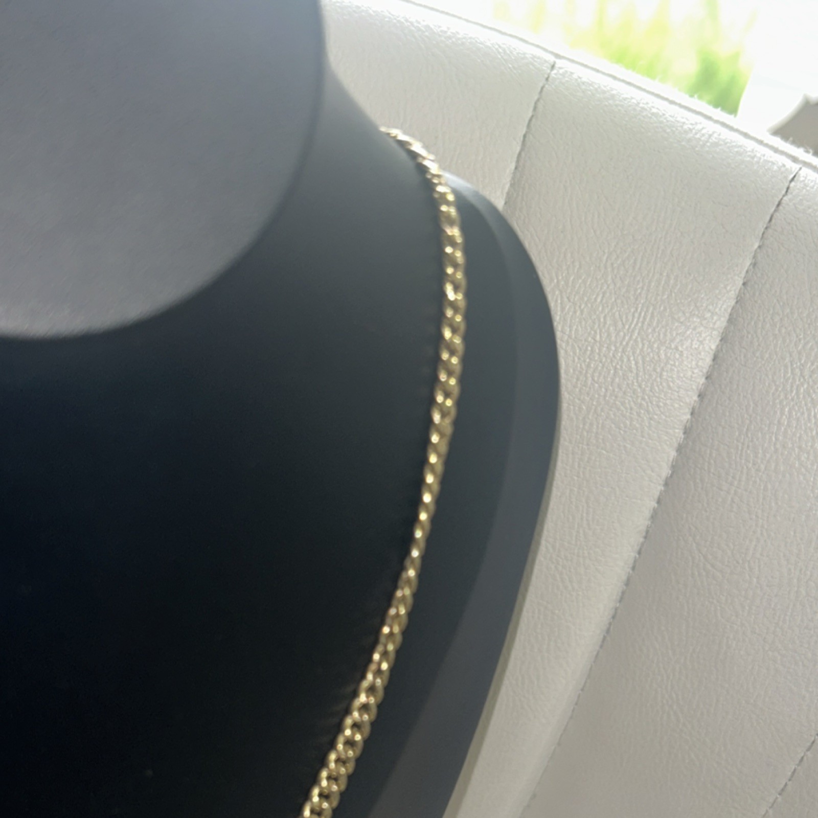Gold Curb Link Chain Necklace 10.73g Yellow Gold Metal No Stone Chain Style