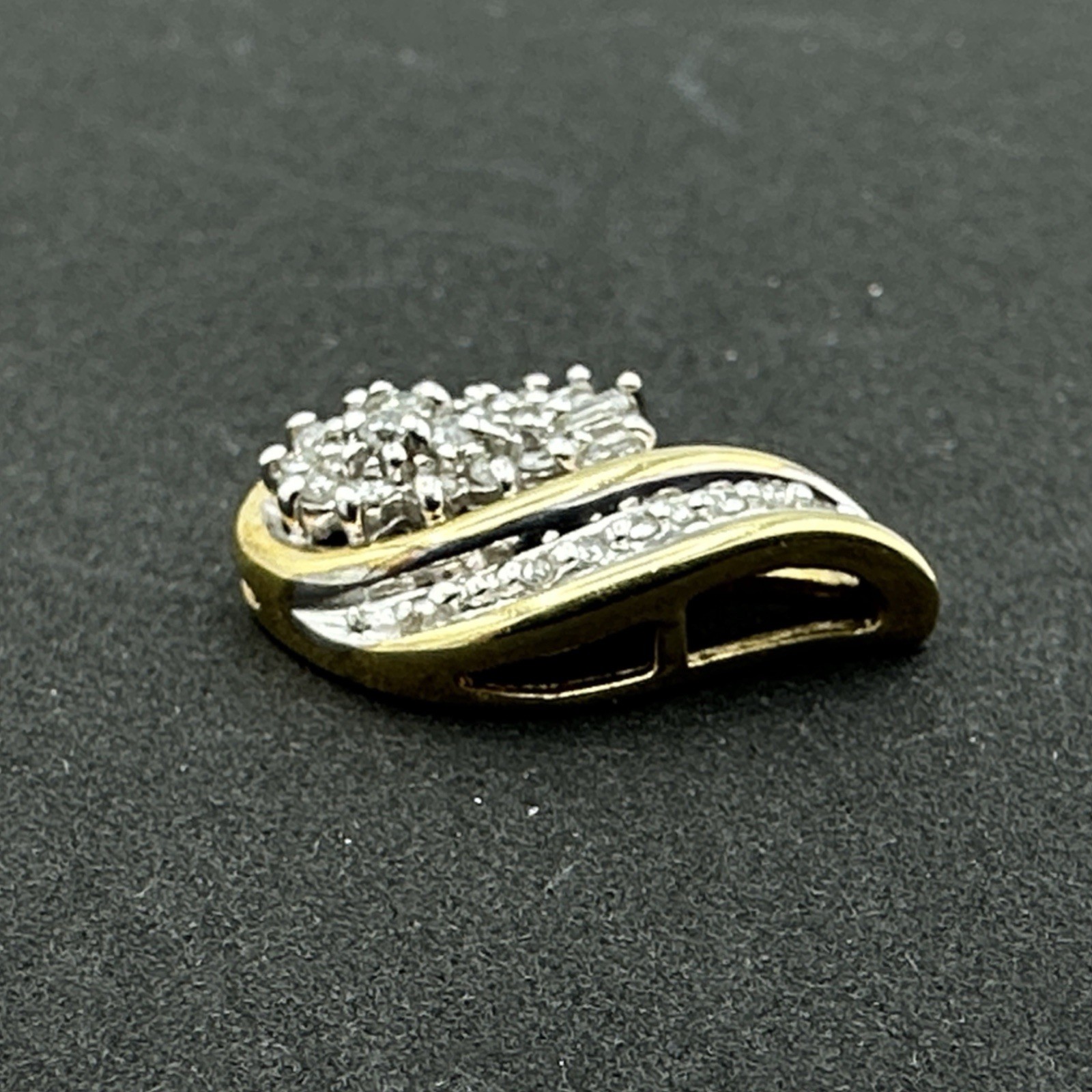 10K diamond cluster pendant – yellow & white gold slide classic elegant 2.6g
