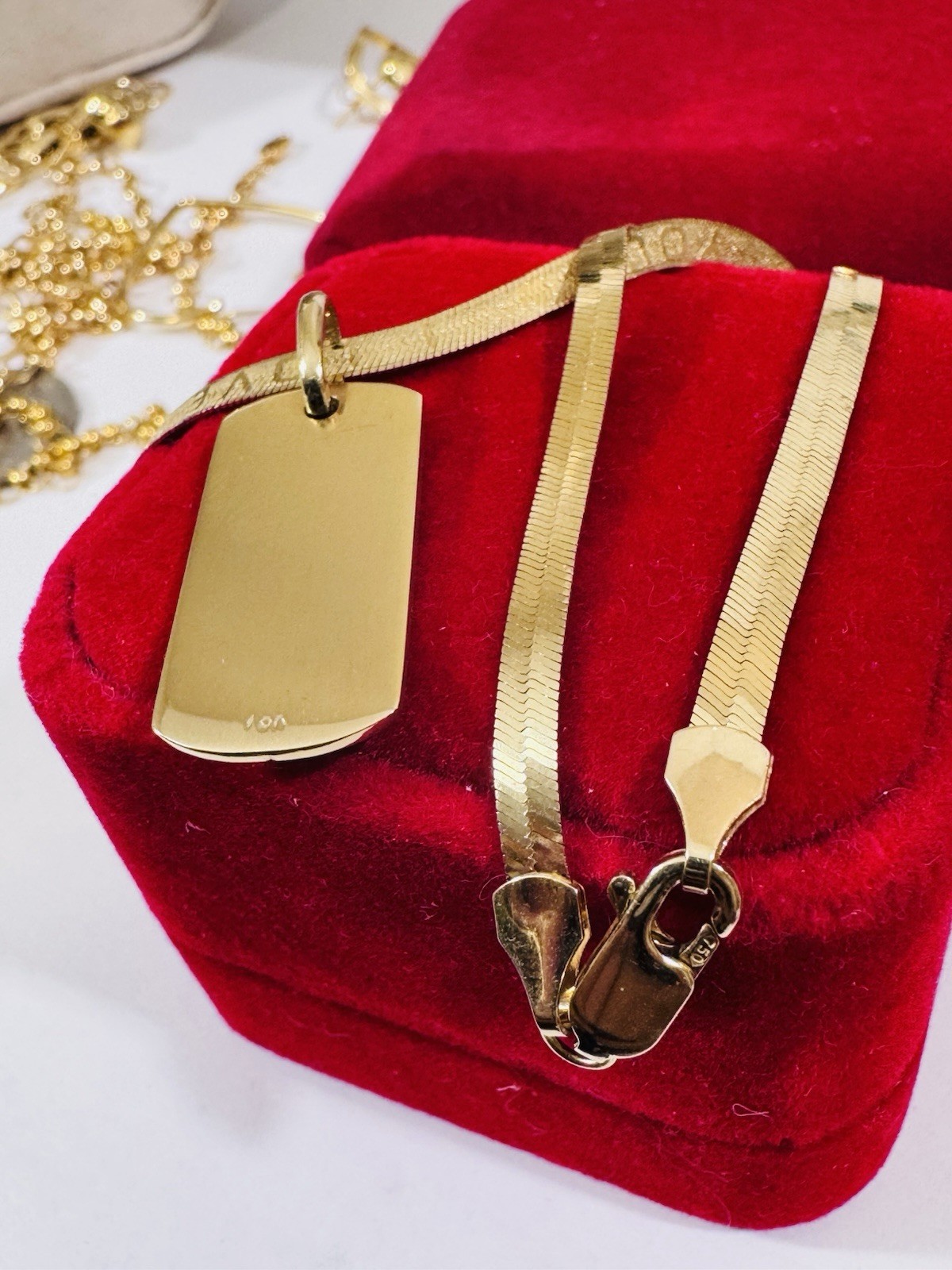 18K 750 Genuine Gold Rectangle Bar Necklace 17” Inch Long 12.4g 3.8mm