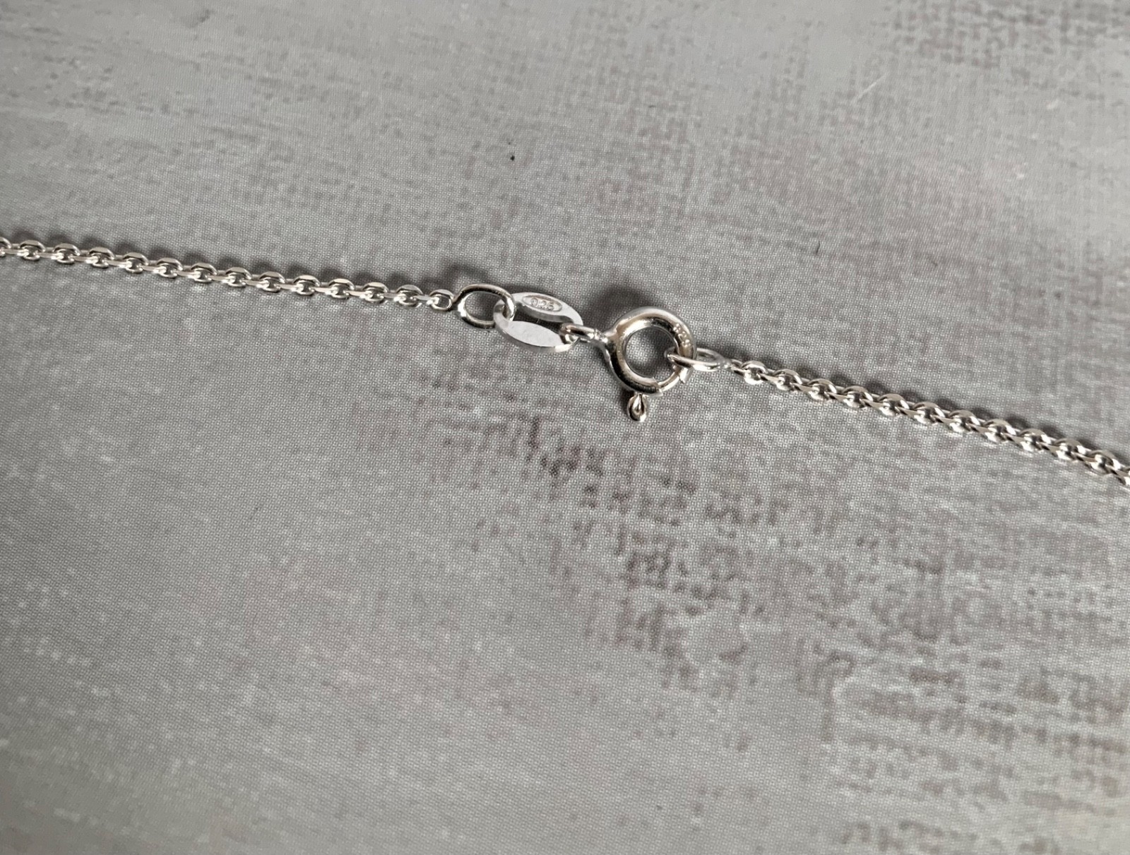 Jools by Jenny Brown sterling silver, cz & pearl Art Deco Halo pendant necklace