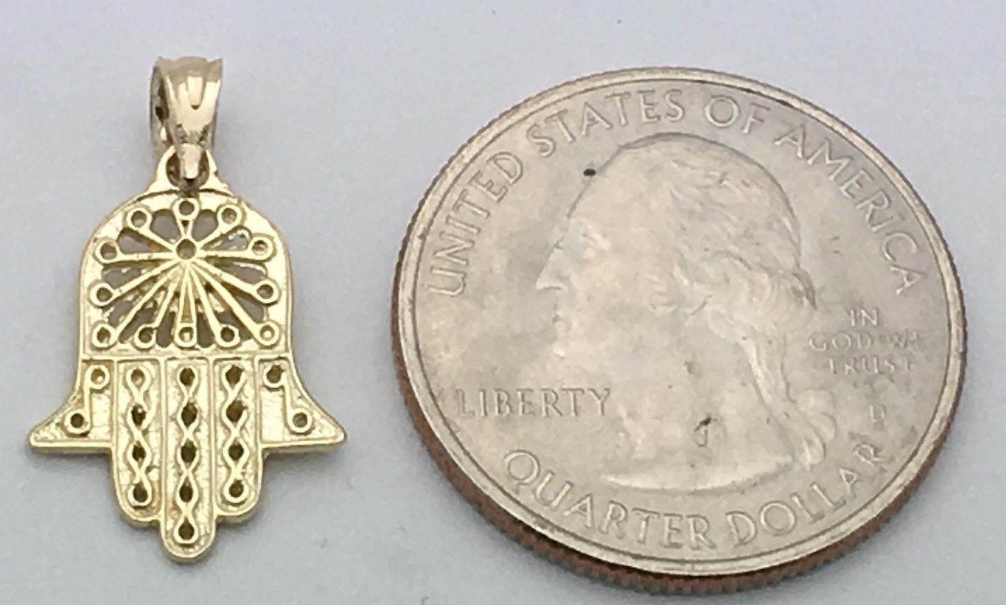 14k Yellow Gold Hand Of Fatima Hamsa Hand Charm Pendant 1 gram
