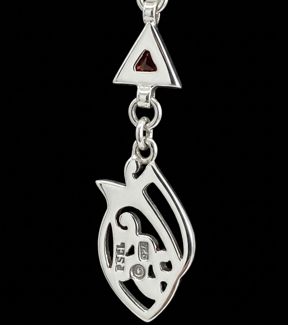 Vintage 925 Sterling Silver Cherry Baltic Amber Celtic Knot Necklace