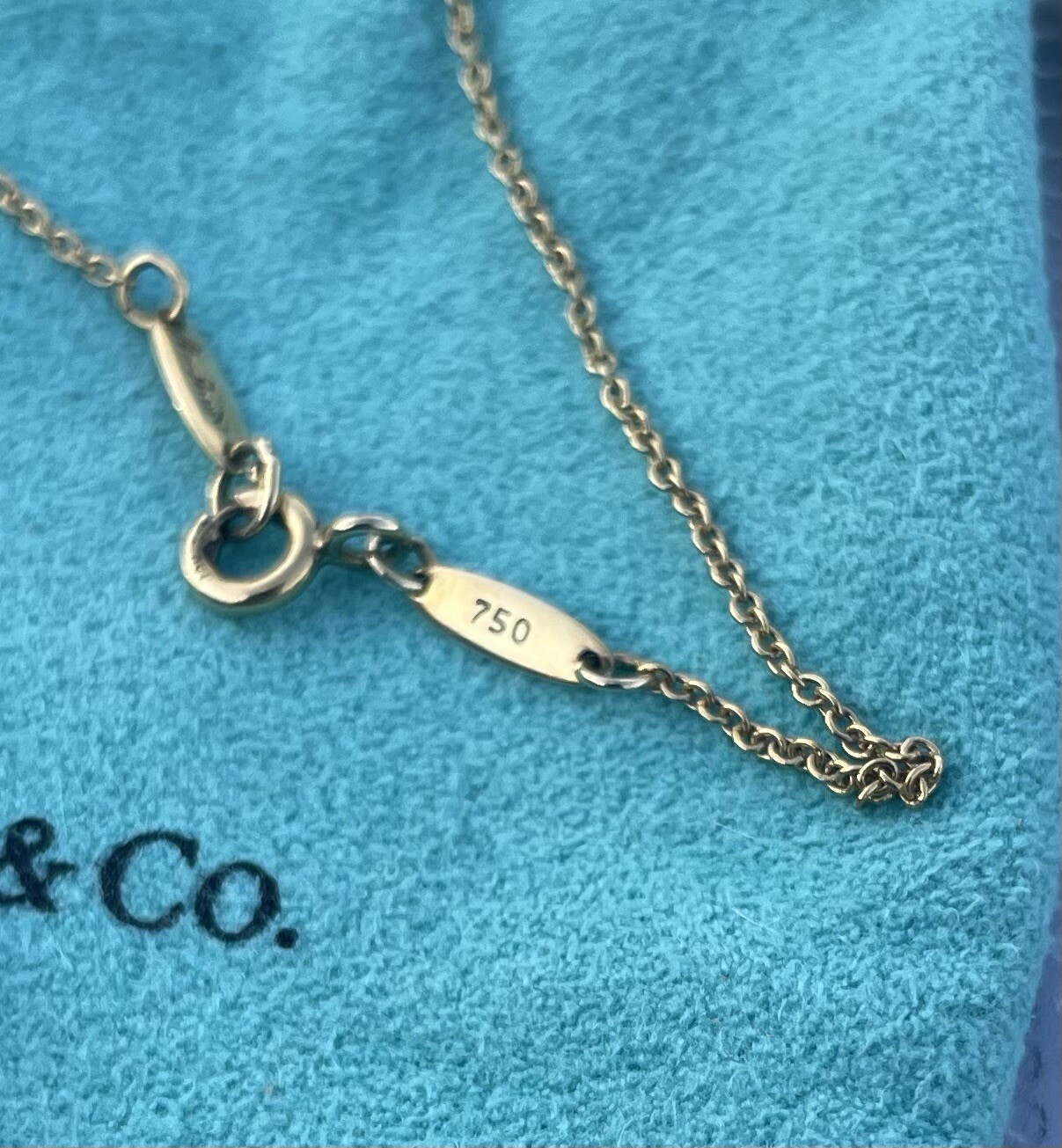 Tiffany & Co. 18k Gold LARGE Elsa Peretti Green Jade Open Heart Pendant Necklace