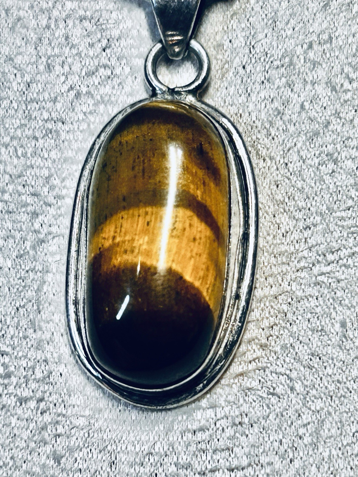 Large Oval Tigers Eye Pendant Necklace On Thick Sterling Rope Chain 19.62 Gr
