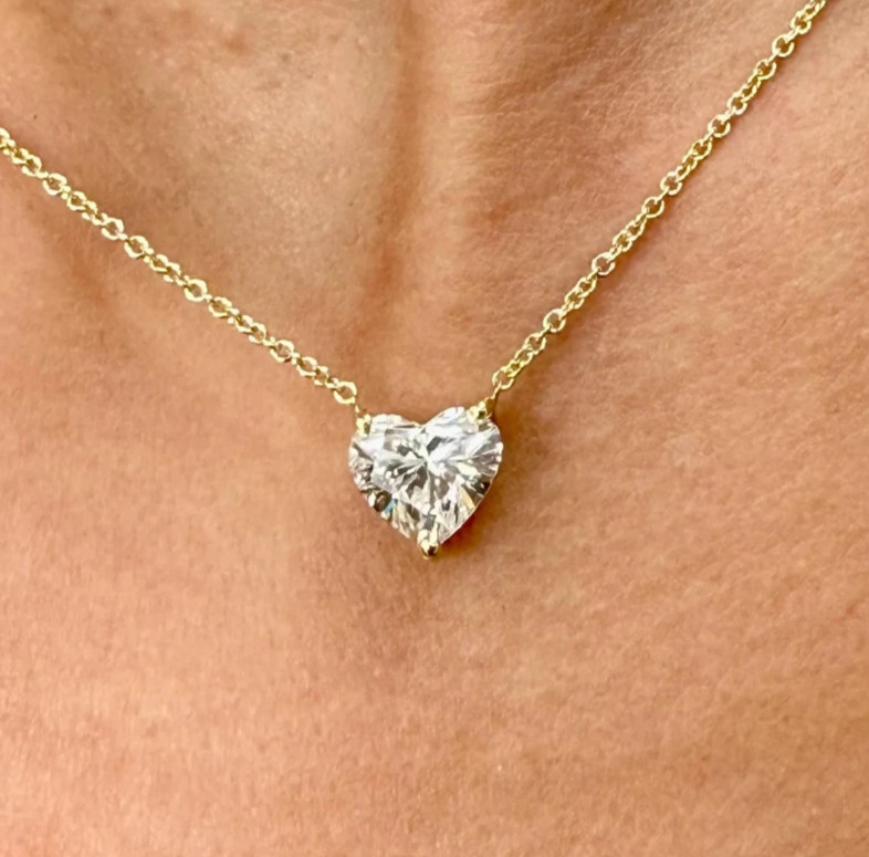 2Ct Heart-Cut EF/VS1 Lab Grown Diamond Prong Necklace& Pendant 14k Yellow Gold