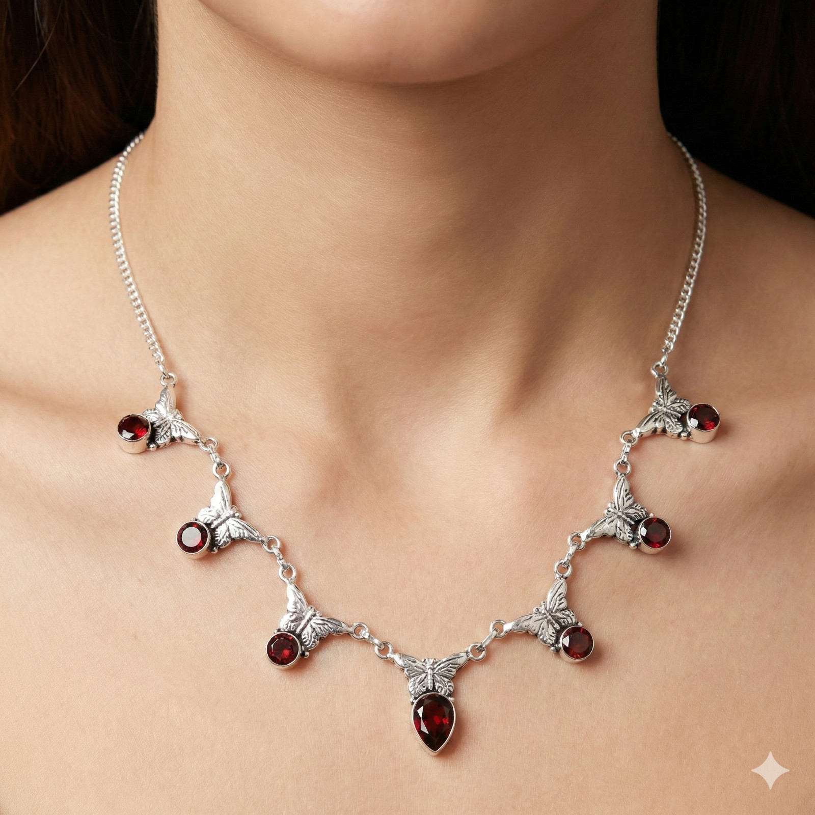 925 Sterling Silver Red Garnet Gemstone Handmade Jewelry Necklace Size-18