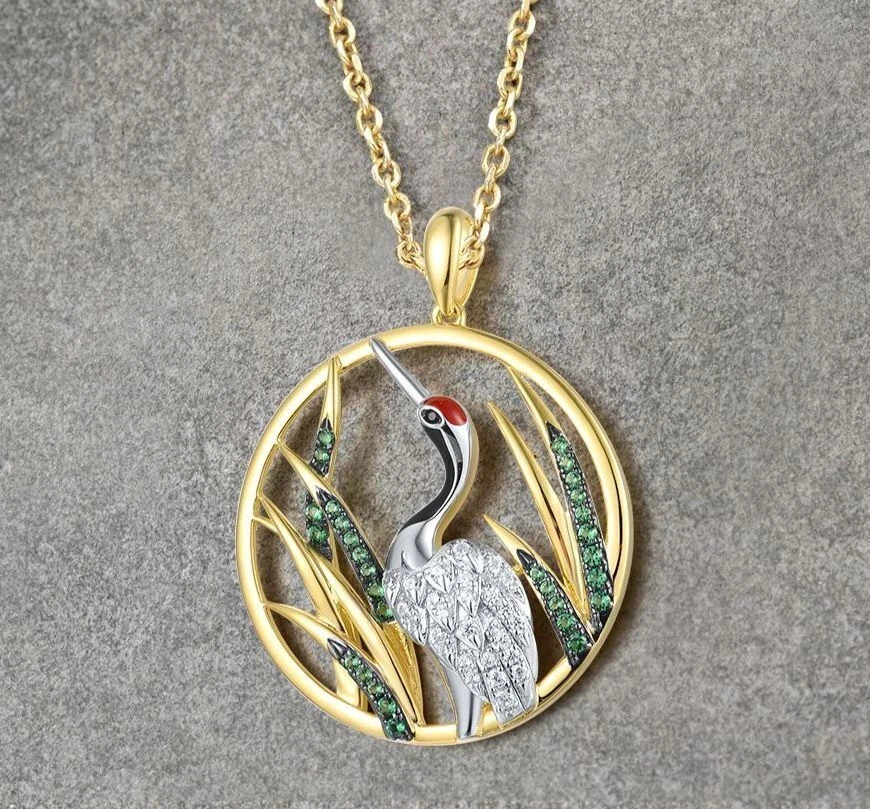 Pendant Gilt Heron Bird 1.20Ct Round Cut Moissanite 14k Yellow Gold Plated