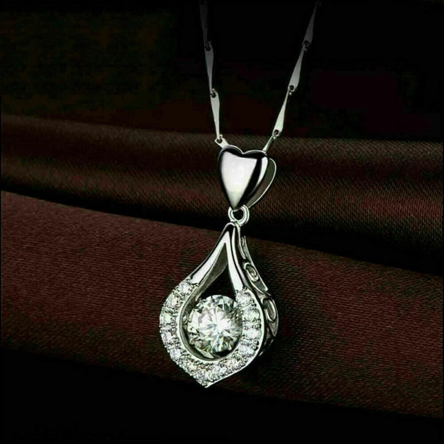 2Ct Round Cut VVS1/D Diamond Teardrop Pendant 14K White Gold Finish Free Chain