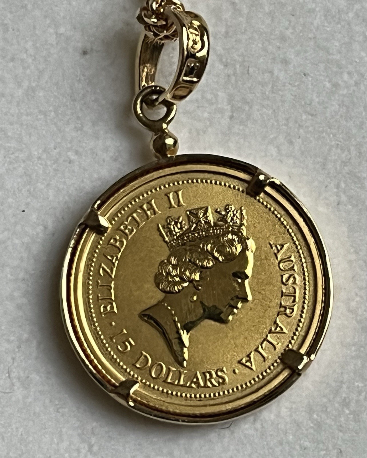 Perth mint 1997 Australia 1/10 oz Gold Lunar Ox Coin Pendant 9k Gold Necklace