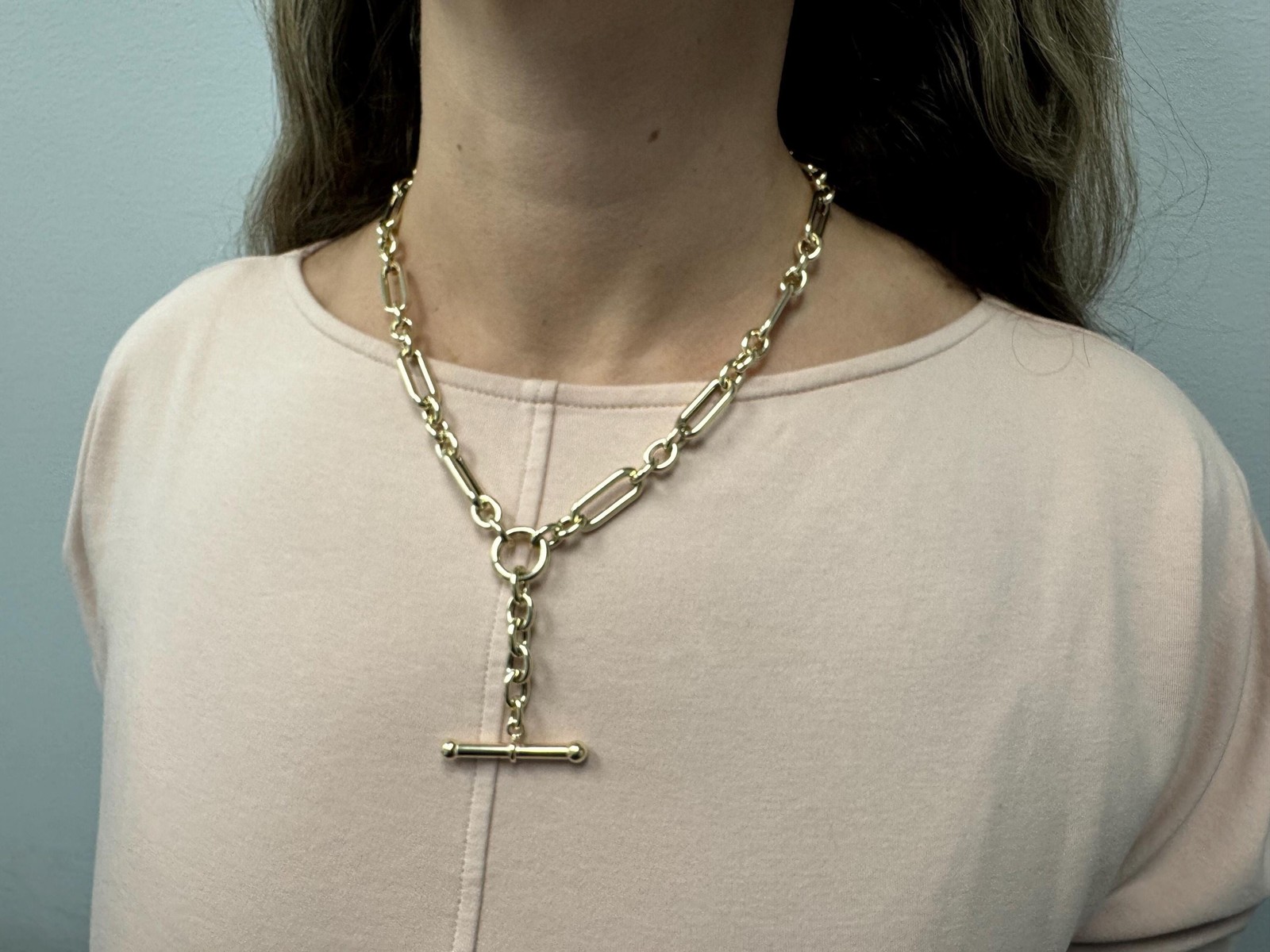 14K Yellow Gold Drop Necklace: 18″ Chain, Toggle Closure, Women’s Jewelry