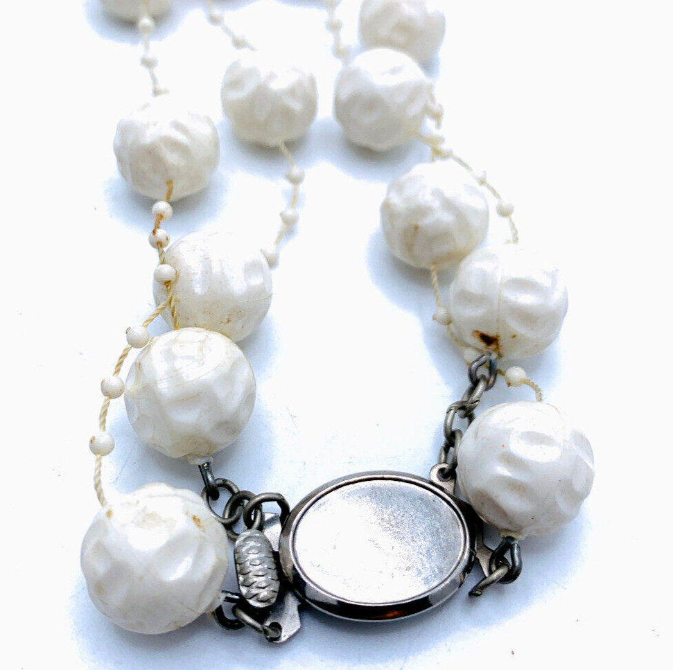 Unique Vtg 1960s 2 Strand Cream Old Plastic Textured Bead Station Necklace