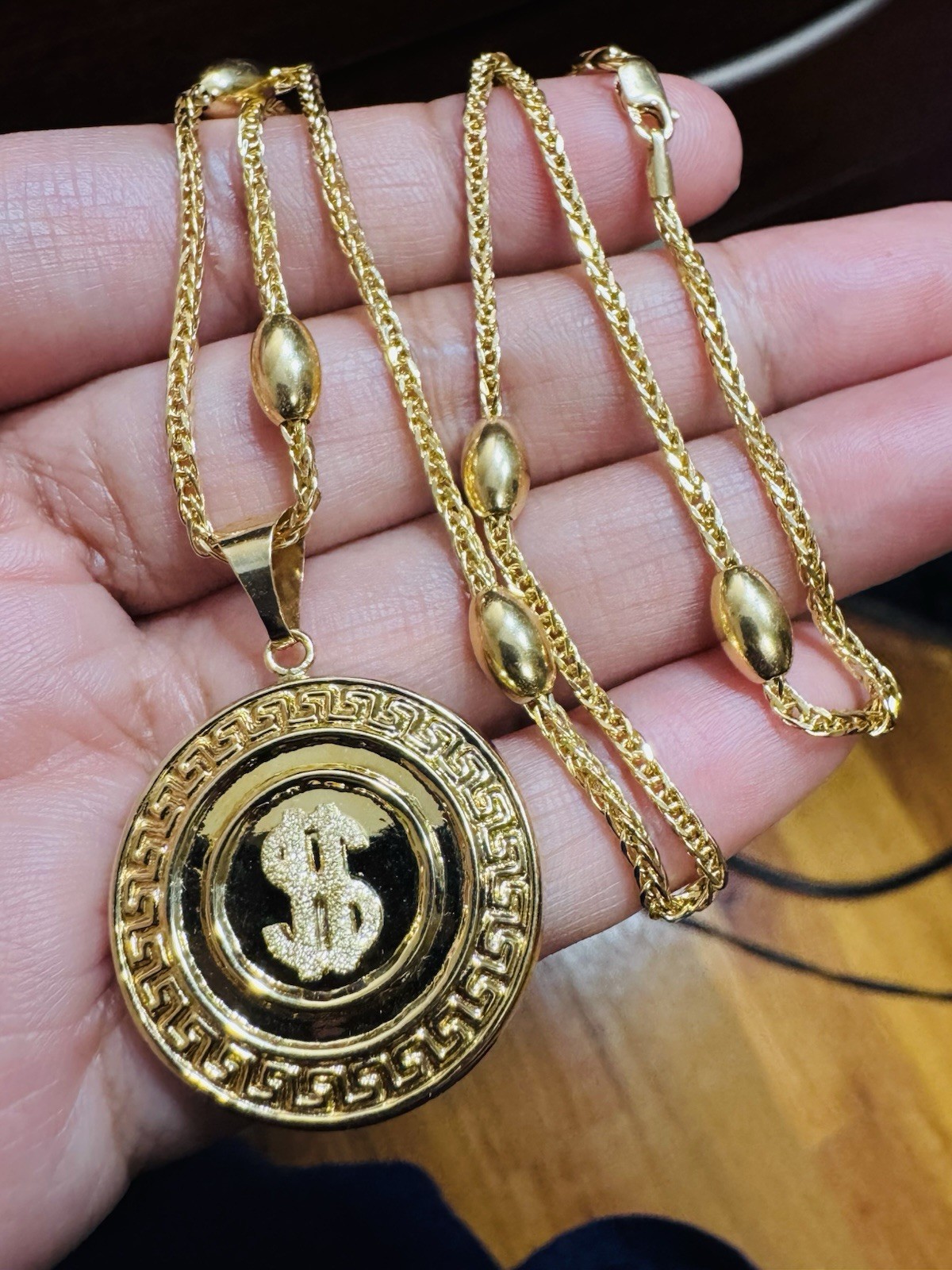 18K 750 Genuine Gold Oval Chain Dollar $ Necklace 17.6”/18” Long 9.6g 2.2mm