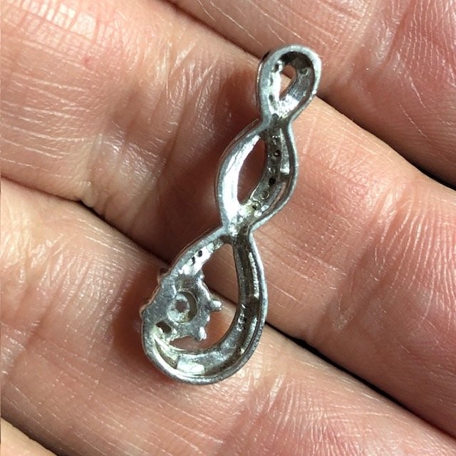 8670 Sterling Silver twist contemporary Pendant aquamarine May birthstone 925