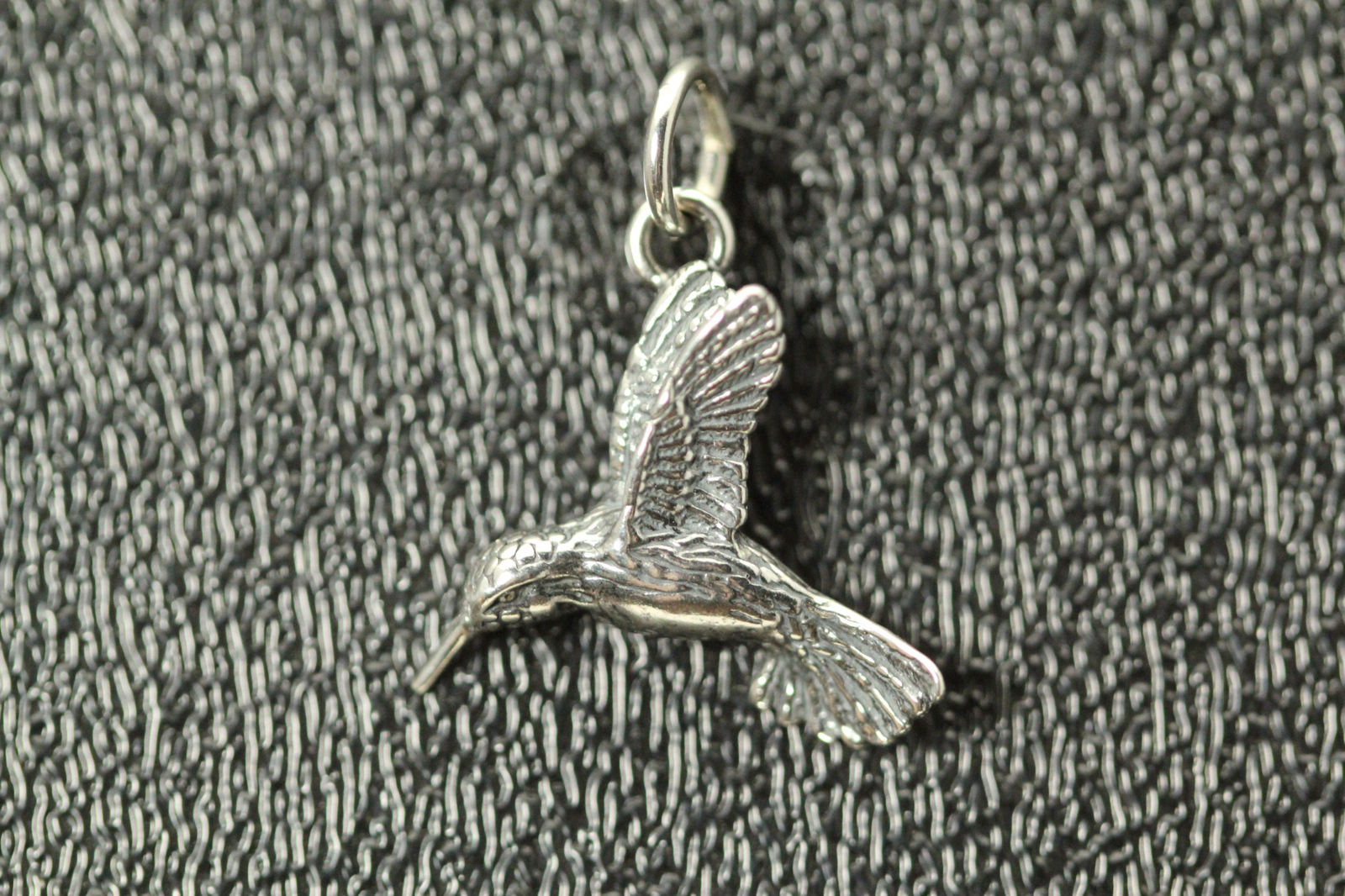 925 Sterling Silver Hummingbird Charm/Pendant 1.8 Grams (PEN9281)