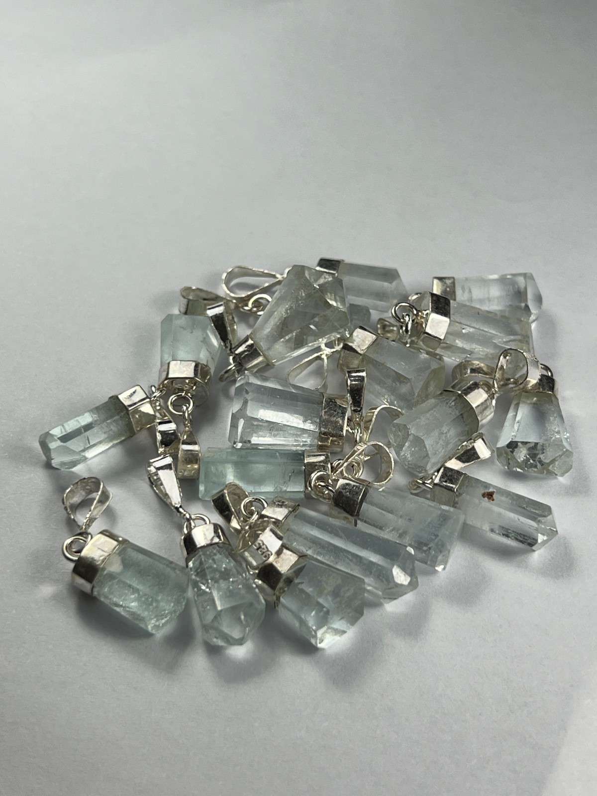 18pcs sterling silver top quality clean gem aquamarine pendants from Pakistan